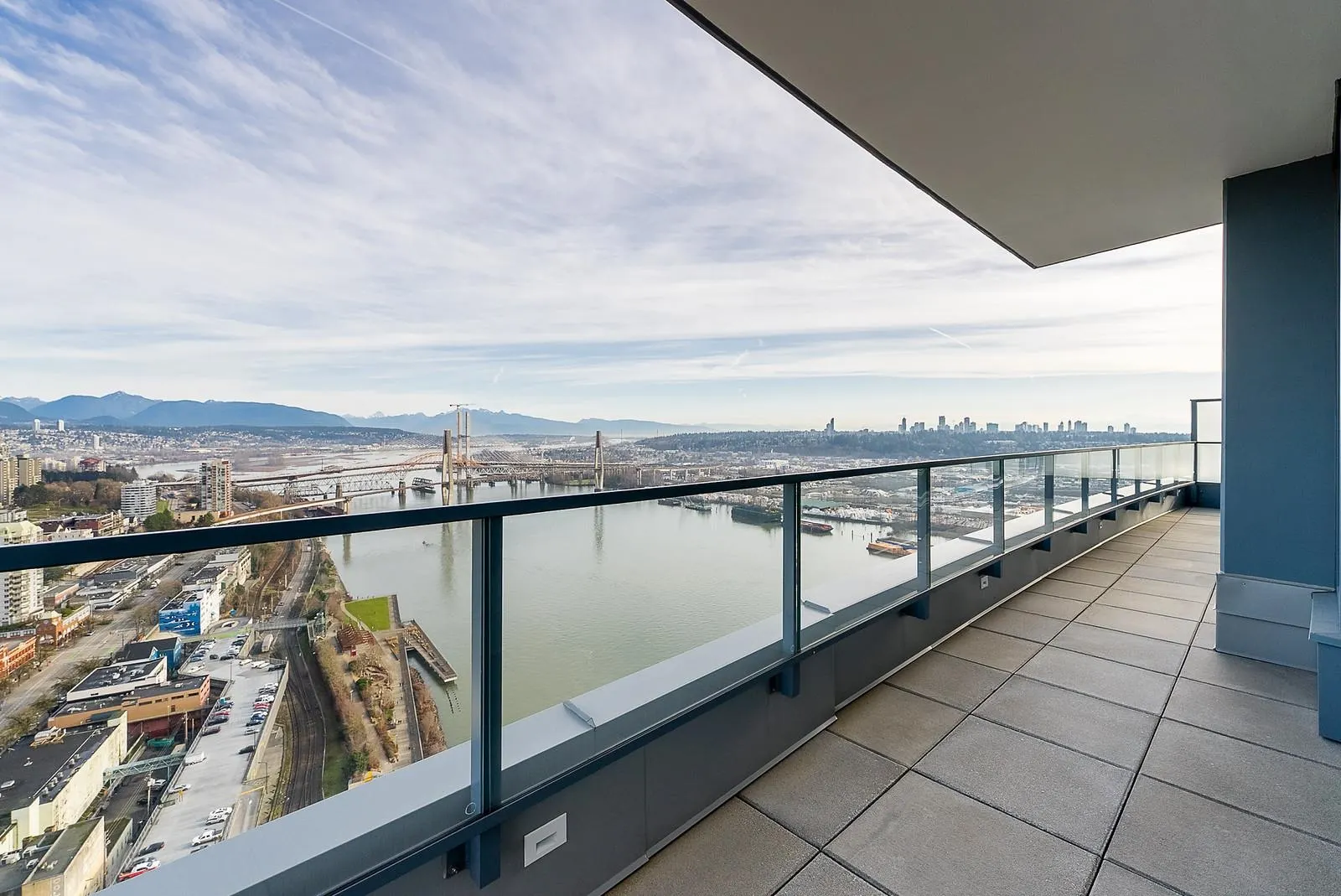 660 Quayside Drive #3602