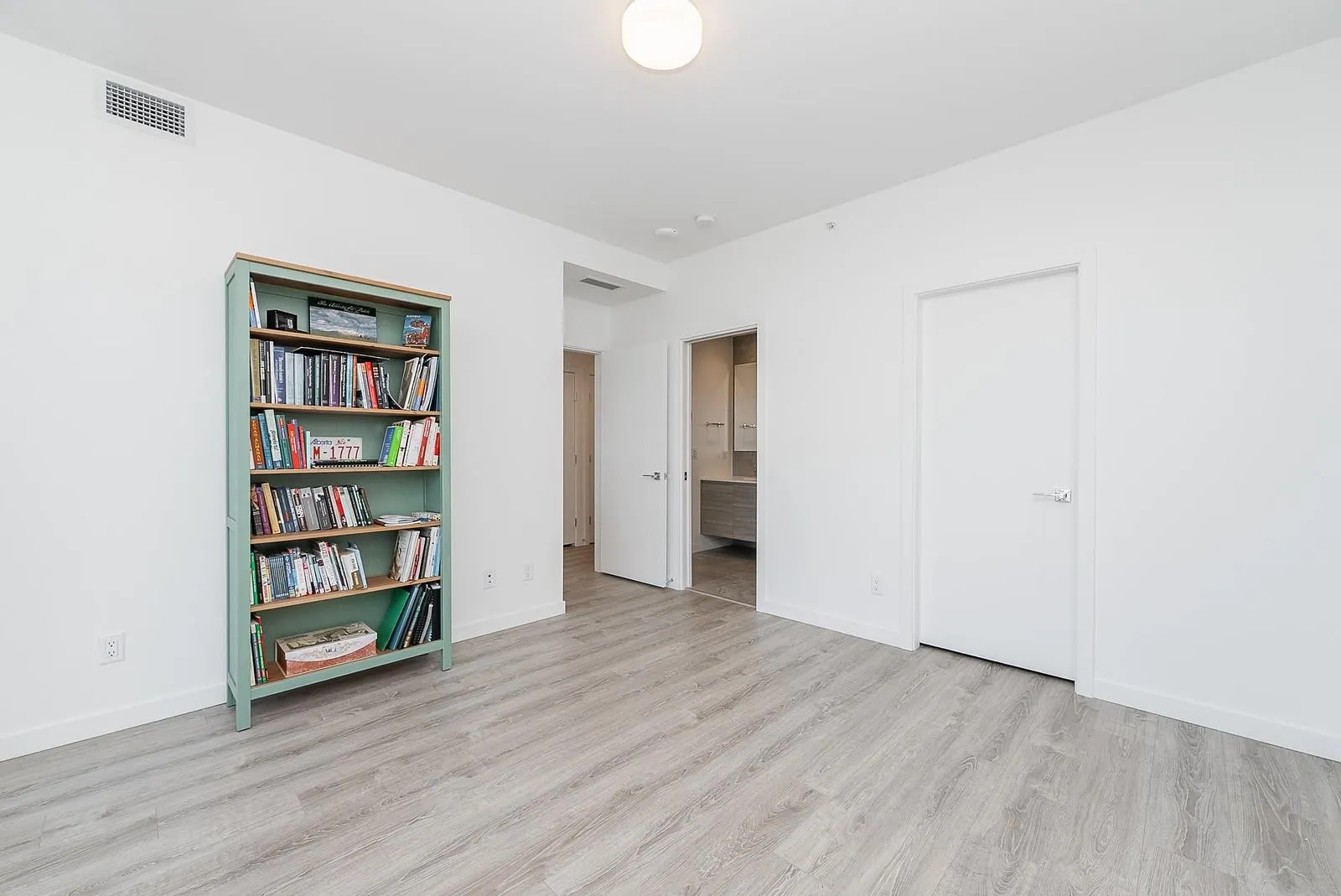 660 Quayside Drive #3602
