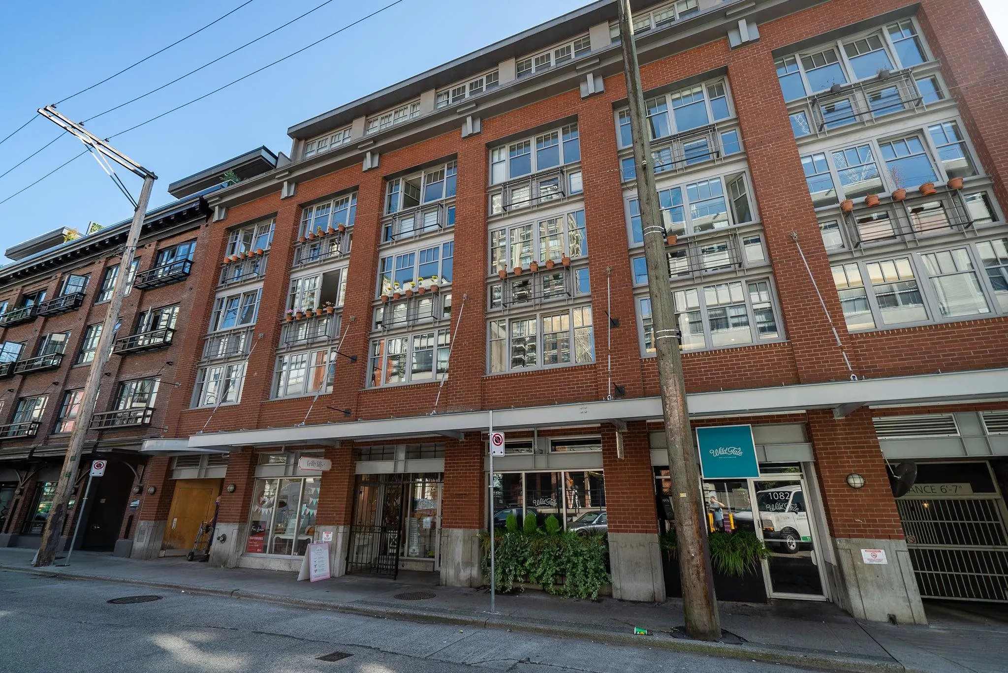 1072 Hamilton Street #402