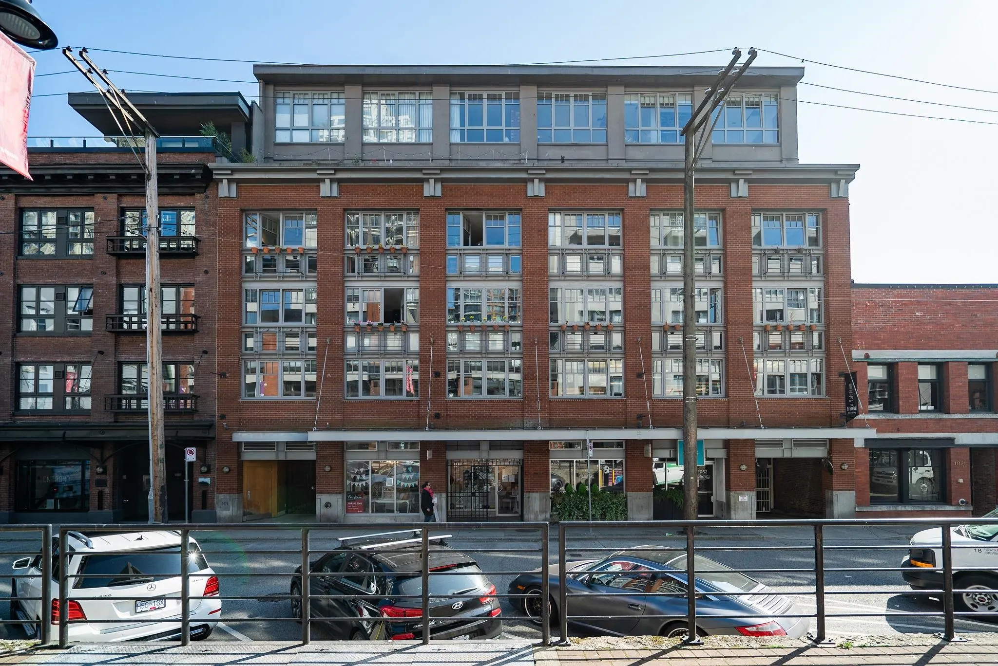 1072 Hamilton Street #402