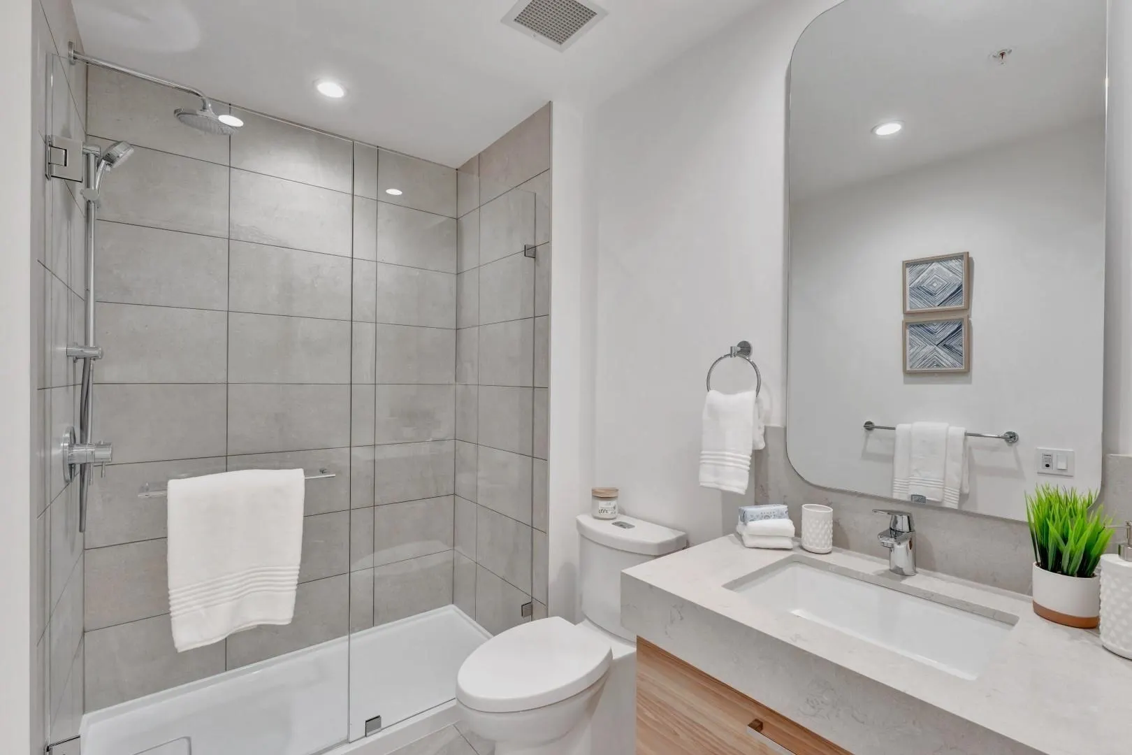 2325 Emery Court #105