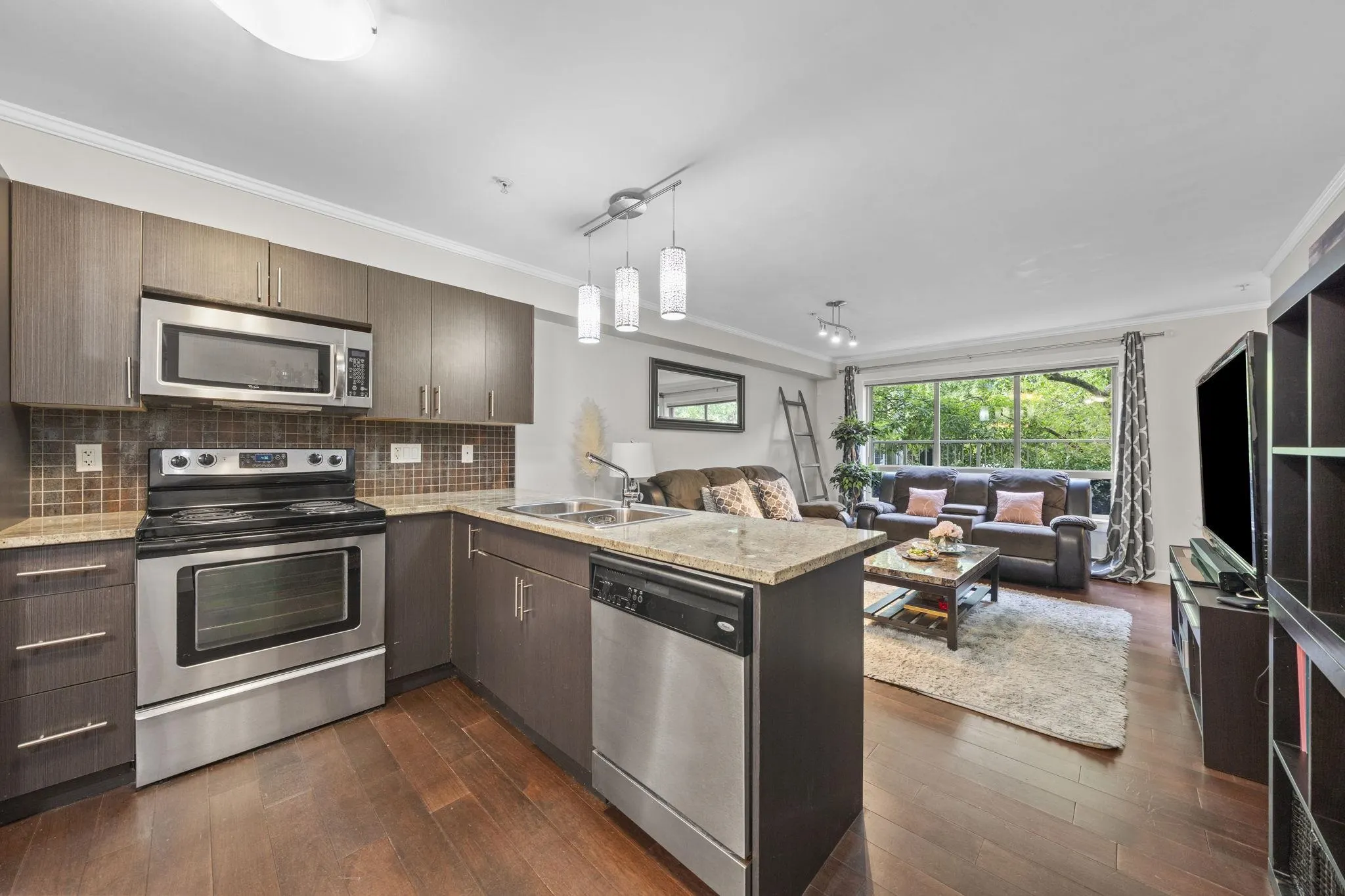 2228 Welcher Avenue #102