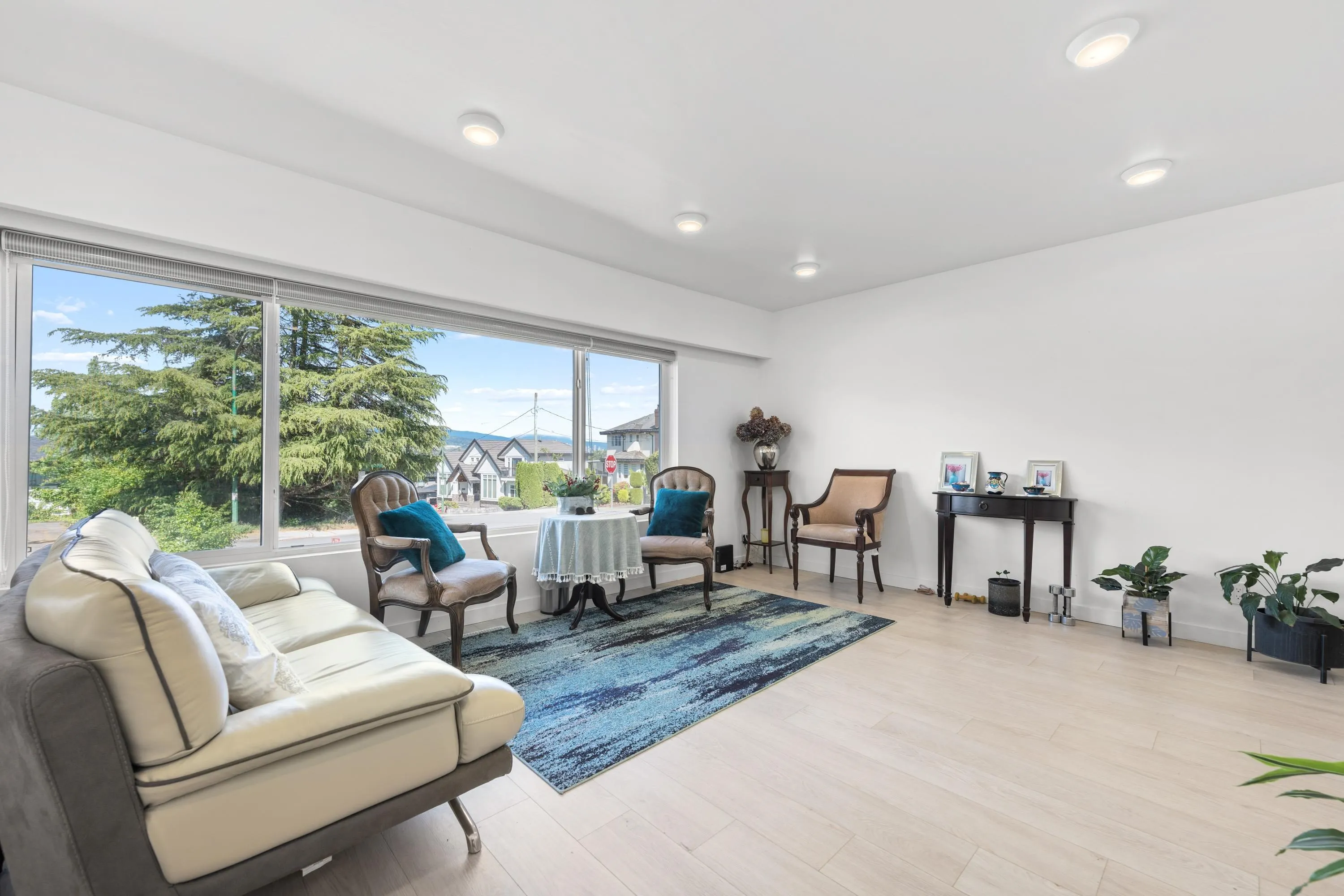 4194 Cherrywood Crescent