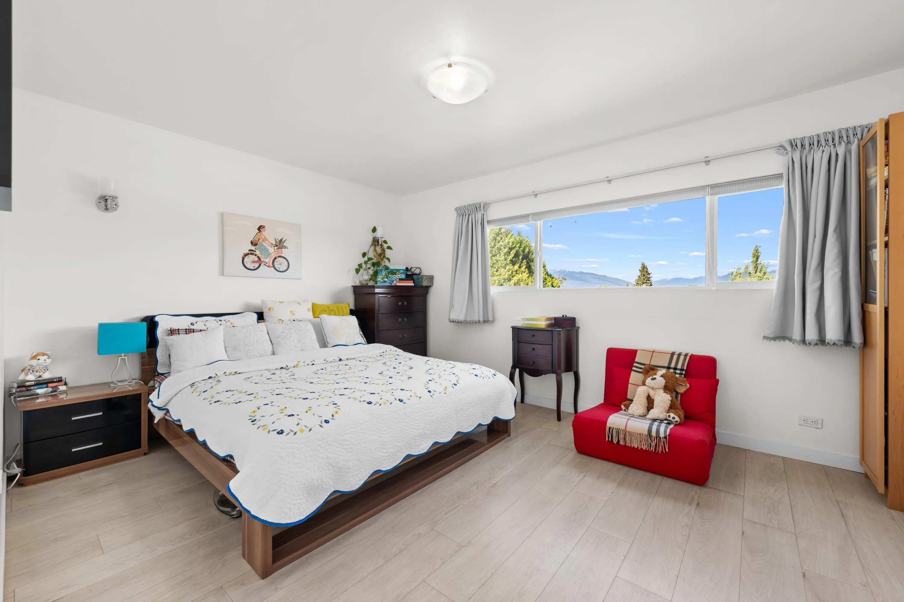 4194 Cherrywood Crescent