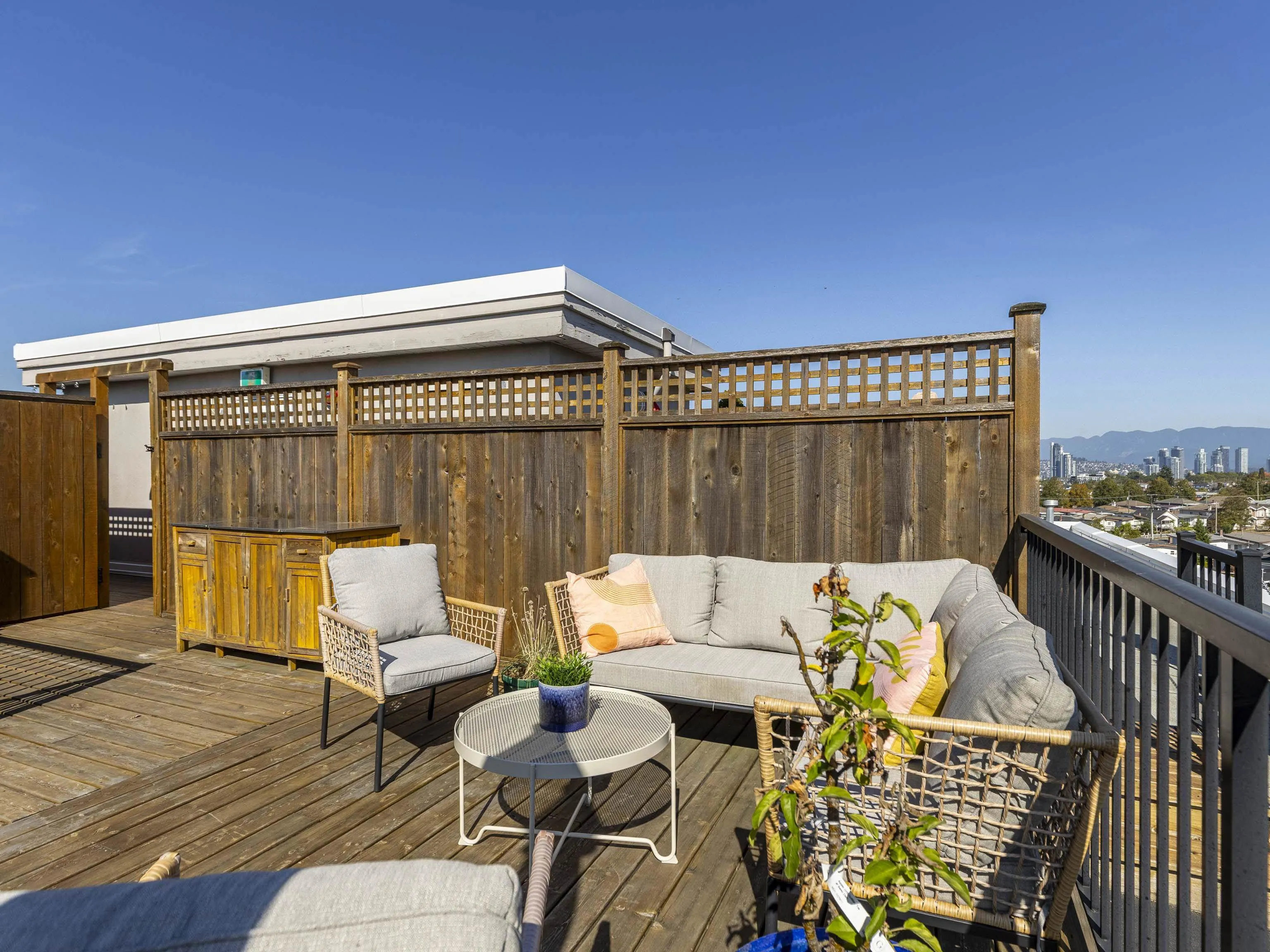 4590 Earles Street #304