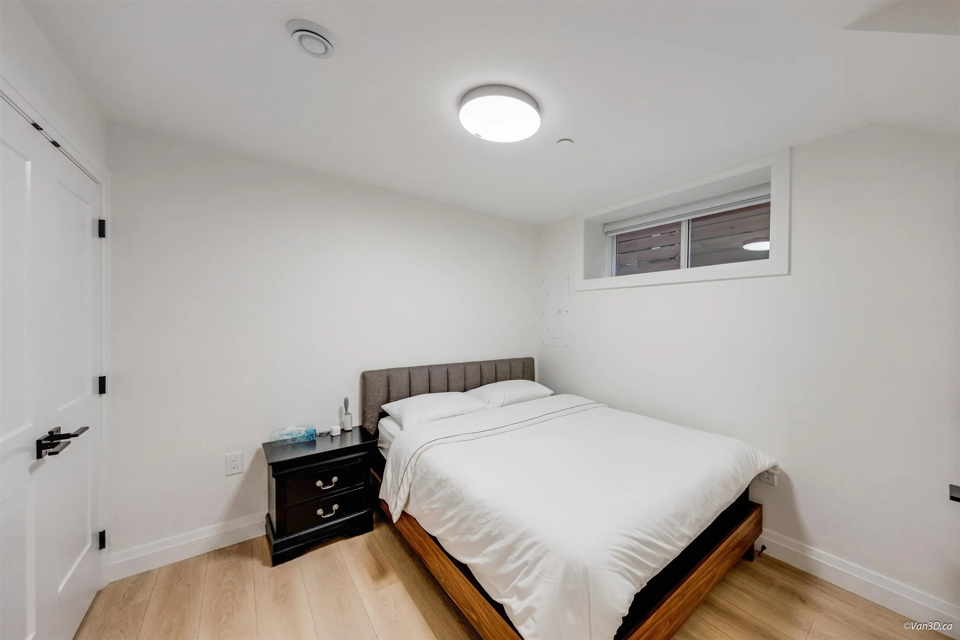 683 W 19th Avenue #1