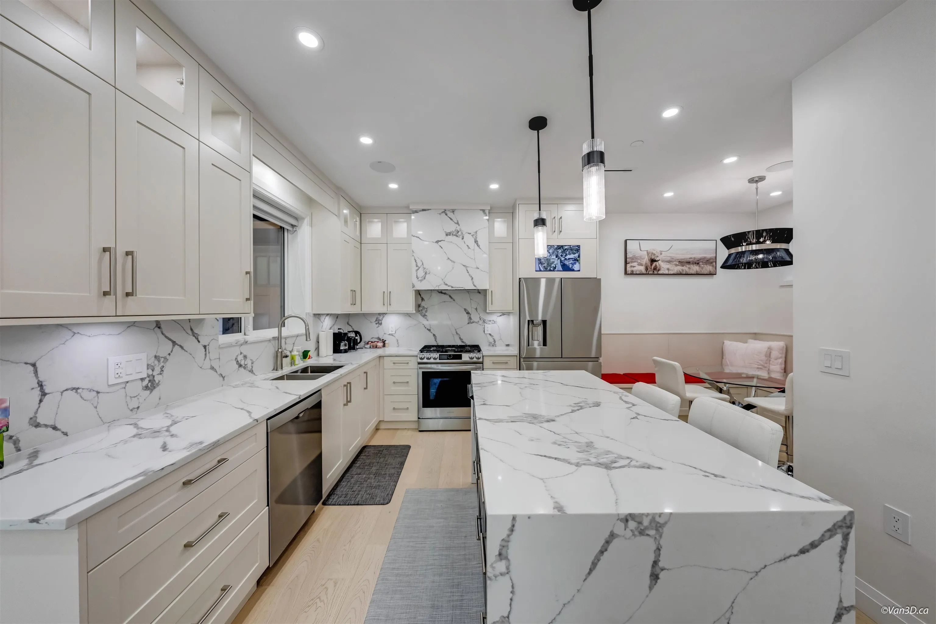 683 W 19th Avenue #1