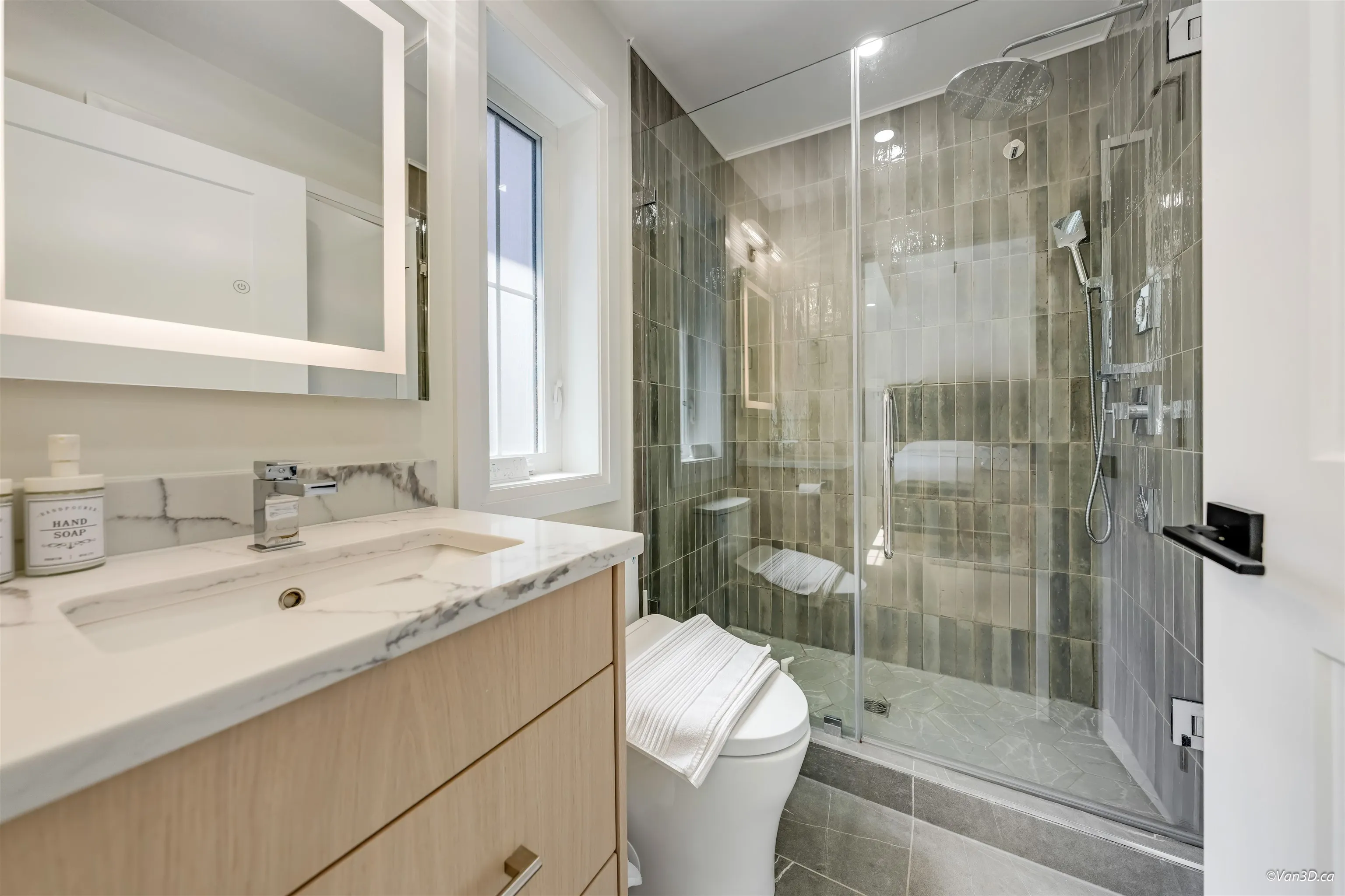 683 W 19th Avenue #1