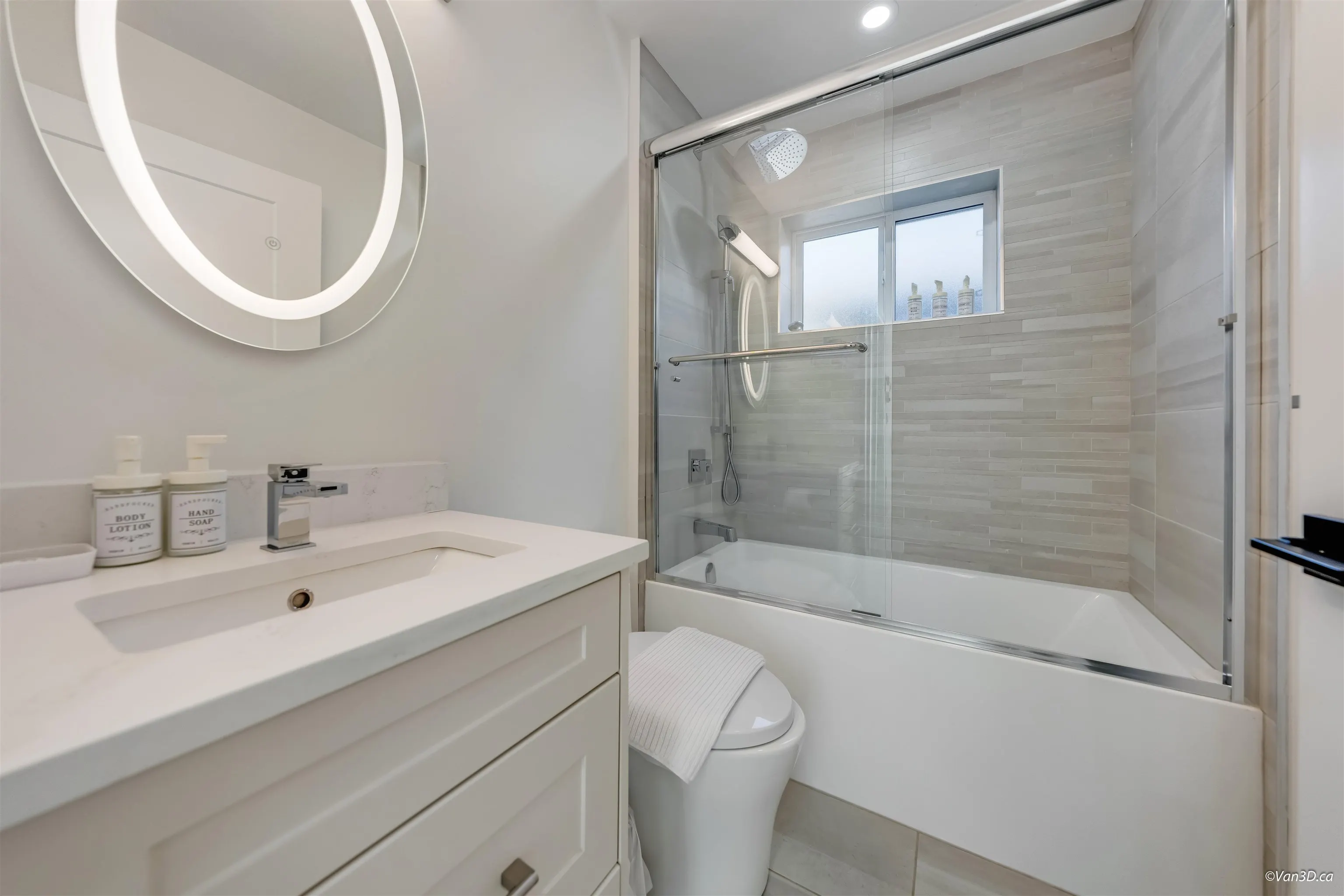 683 W 19th Avenue #1