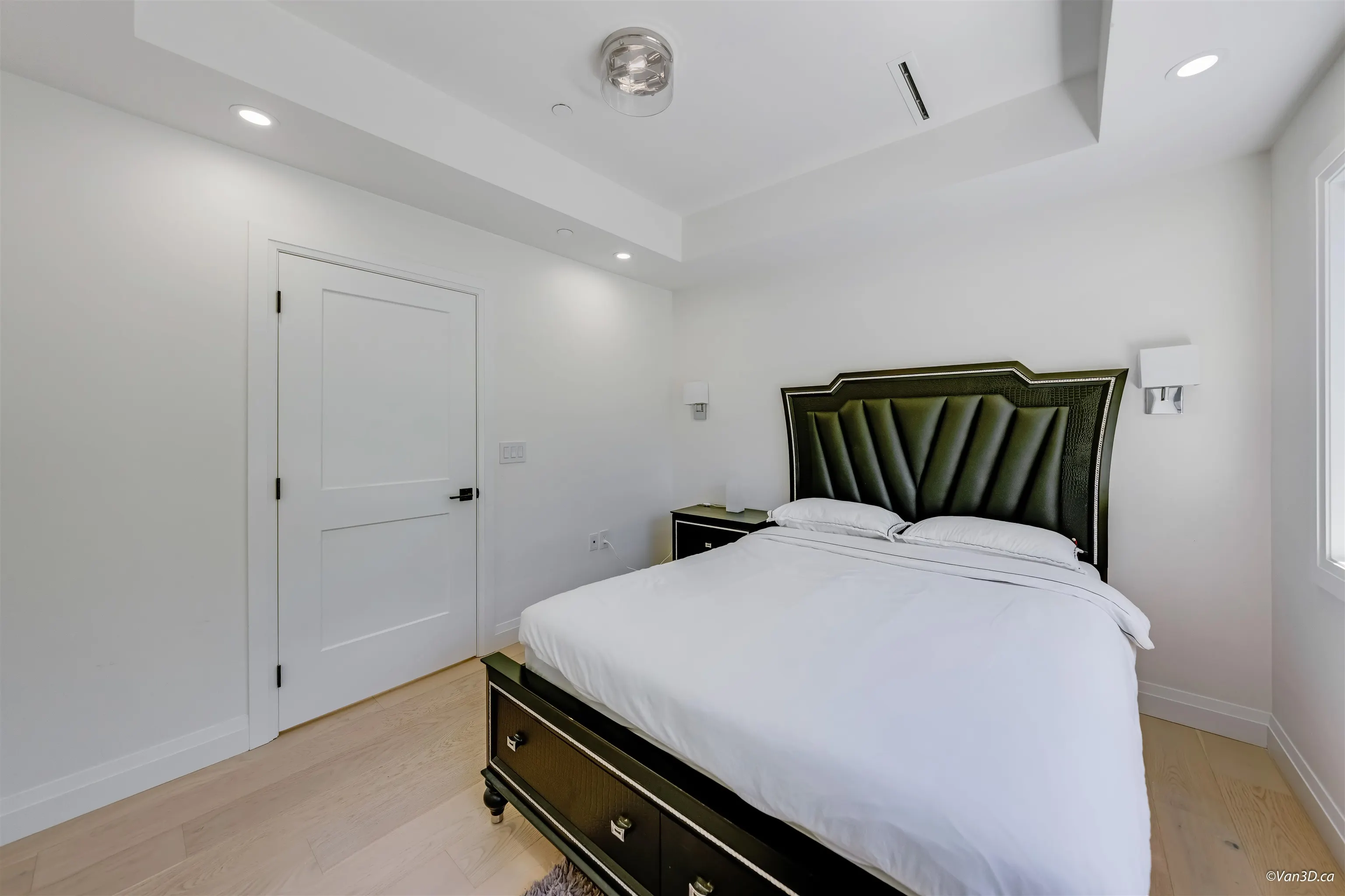 683 W 19th Avenue #1