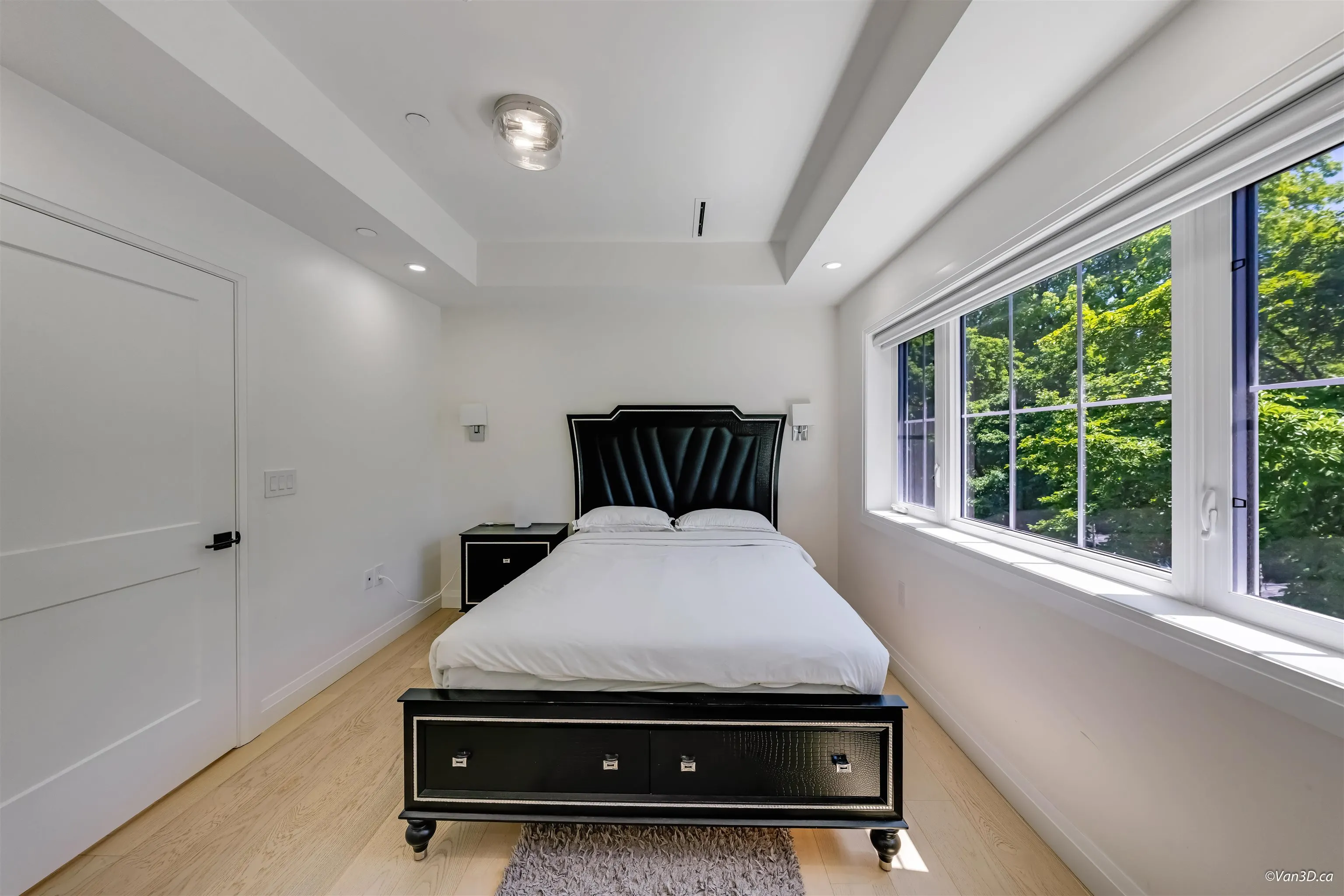 683 W 19th Avenue #1