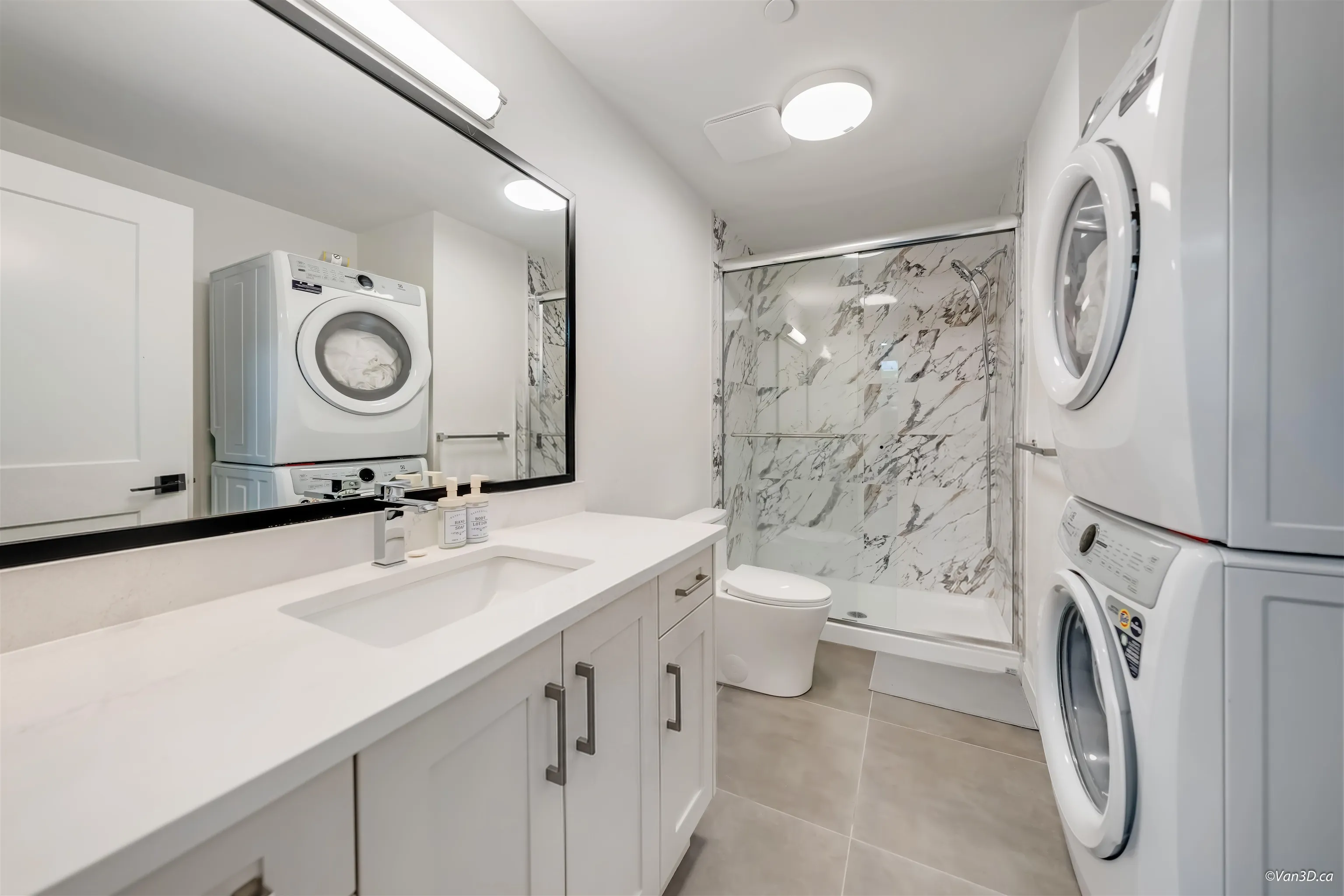 683 W 19th Avenue #1