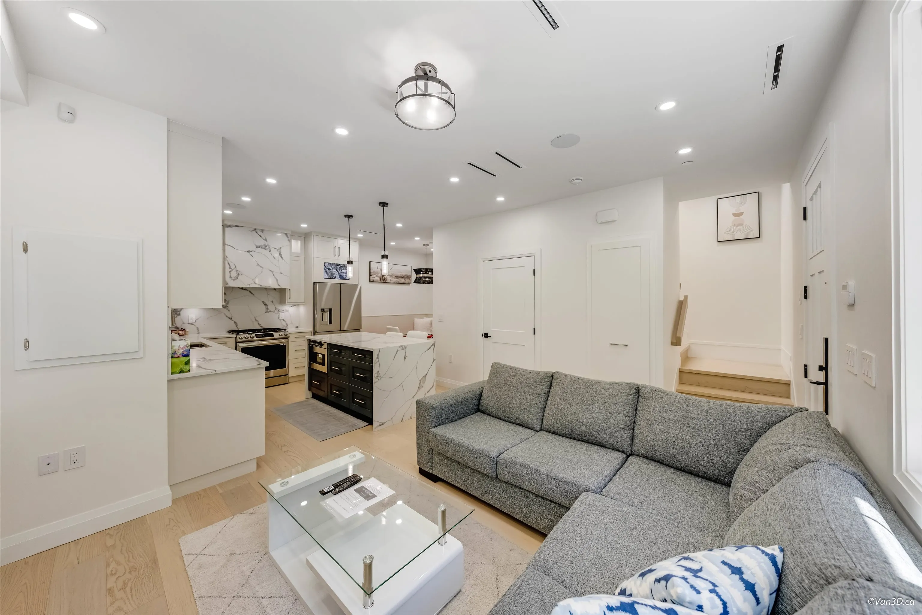 683 W 19th Avenue #1