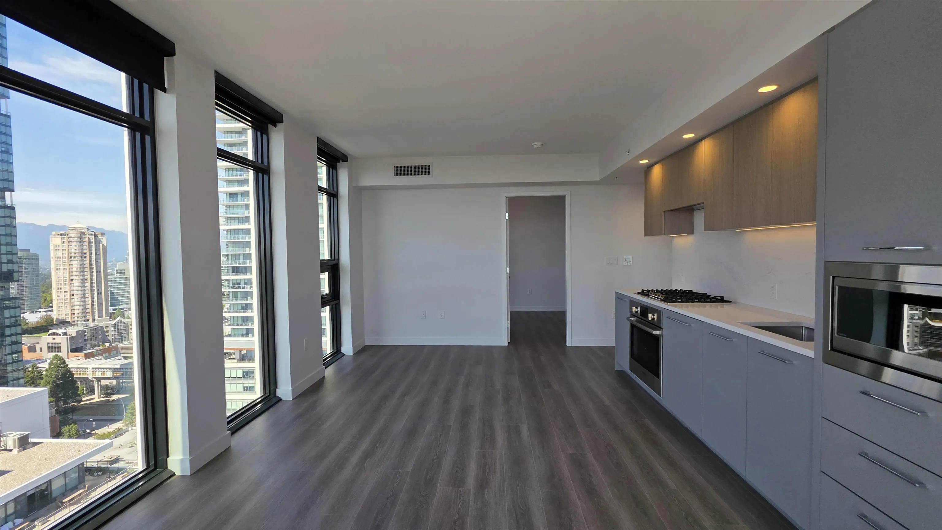 6608 Sussex Avenue #2202