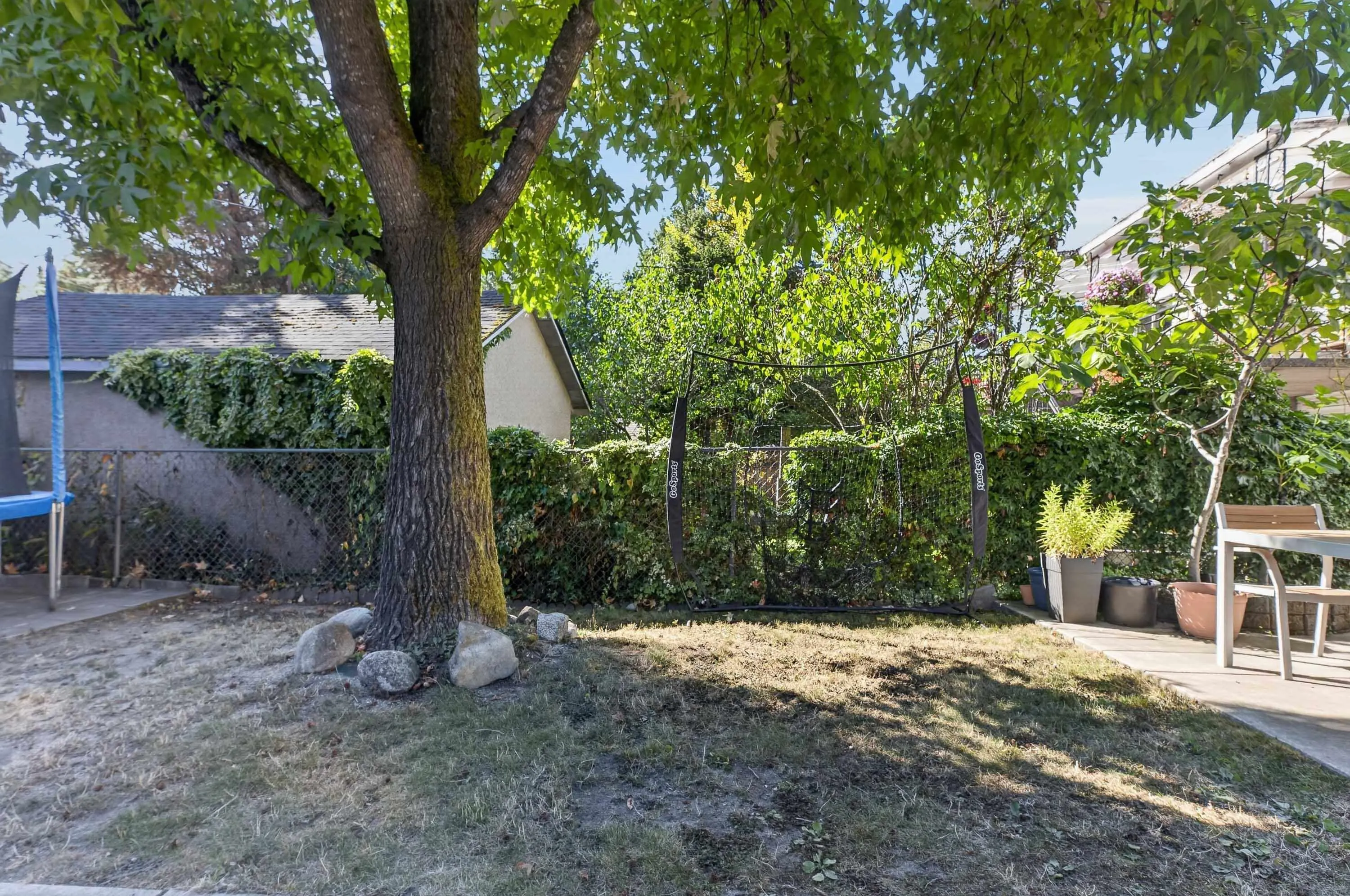2218 E 11th Avenue