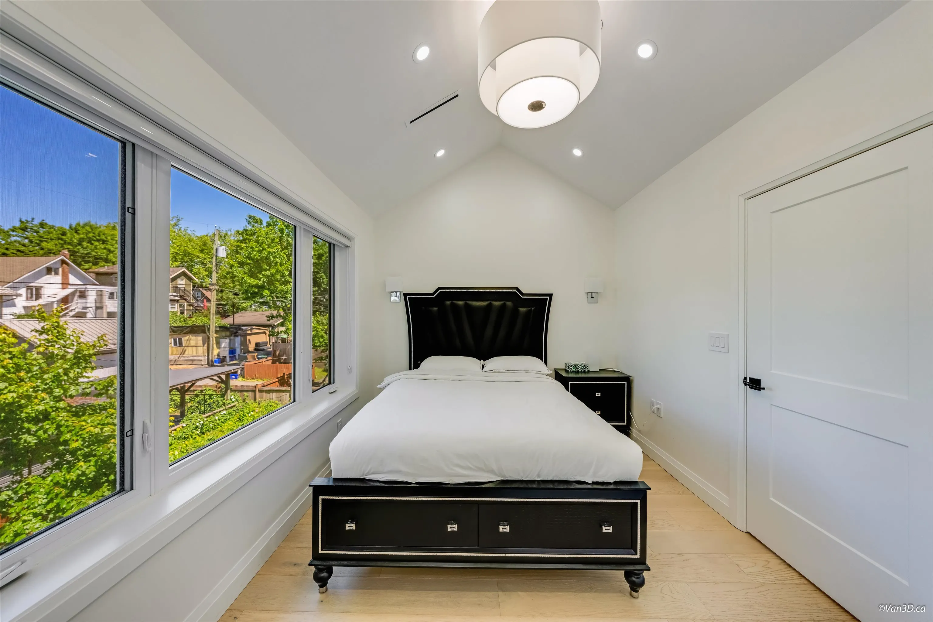 683 W 19th Avenue #2