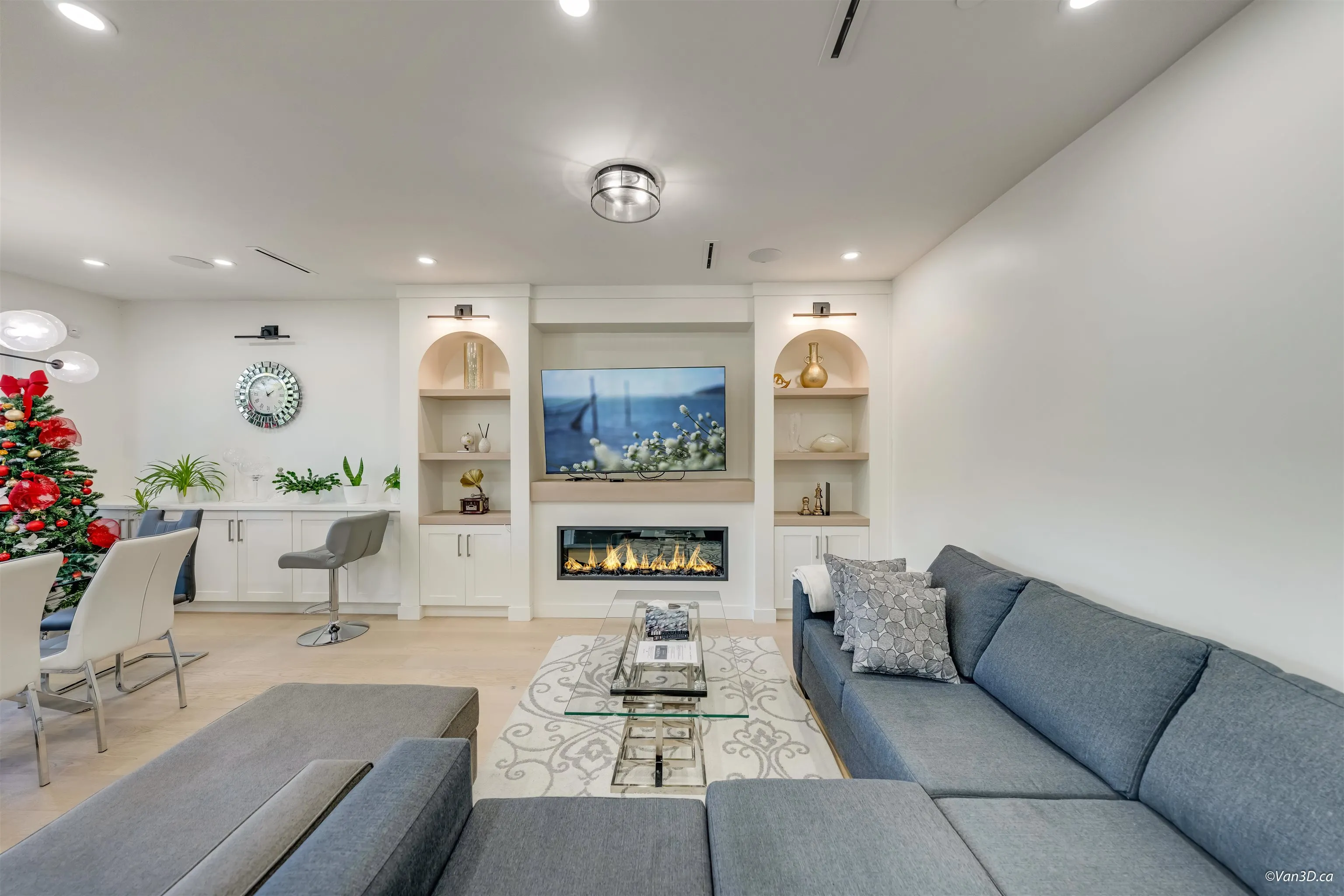 683 W 19th Avenue #2