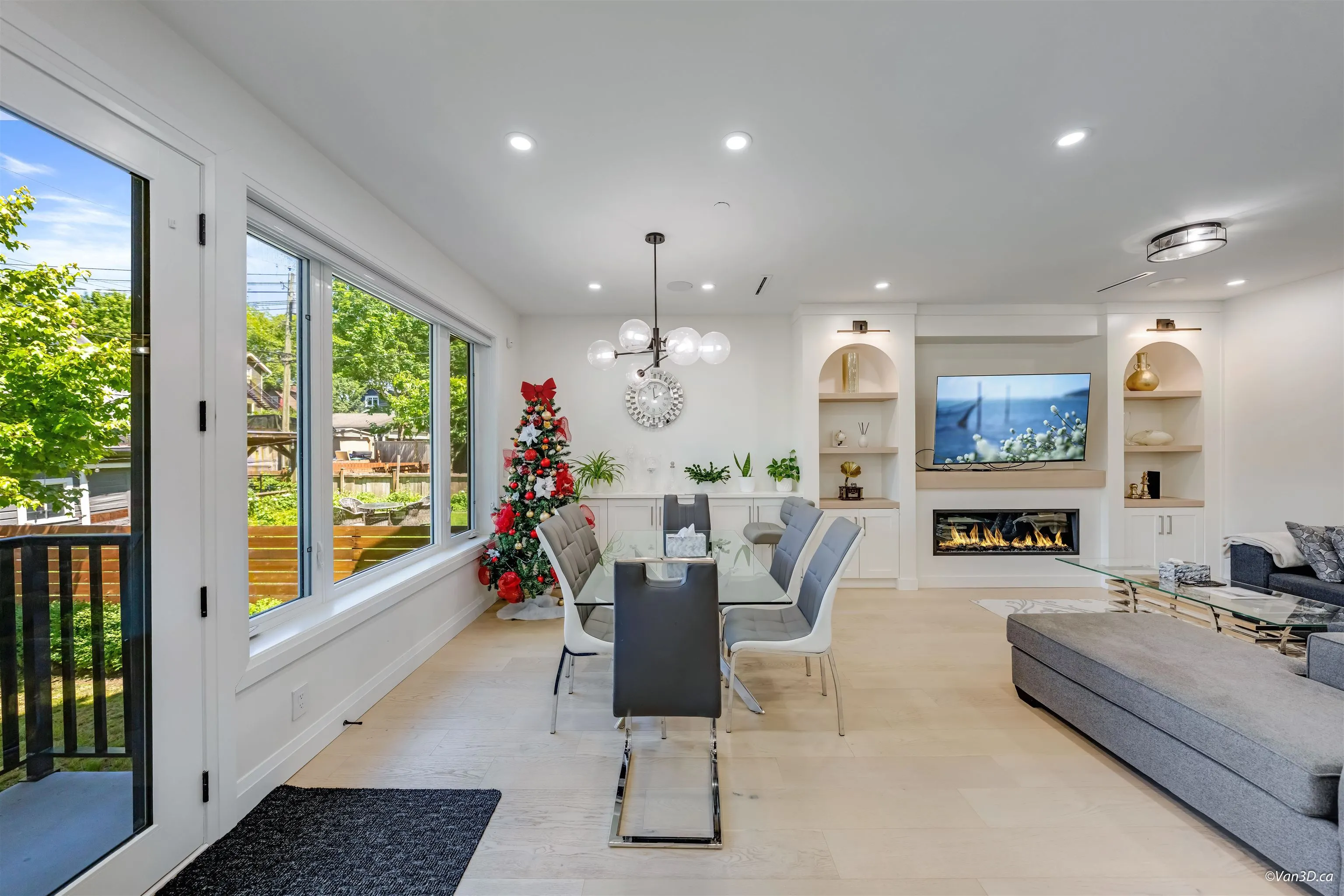 683 W 19th Avenue #2