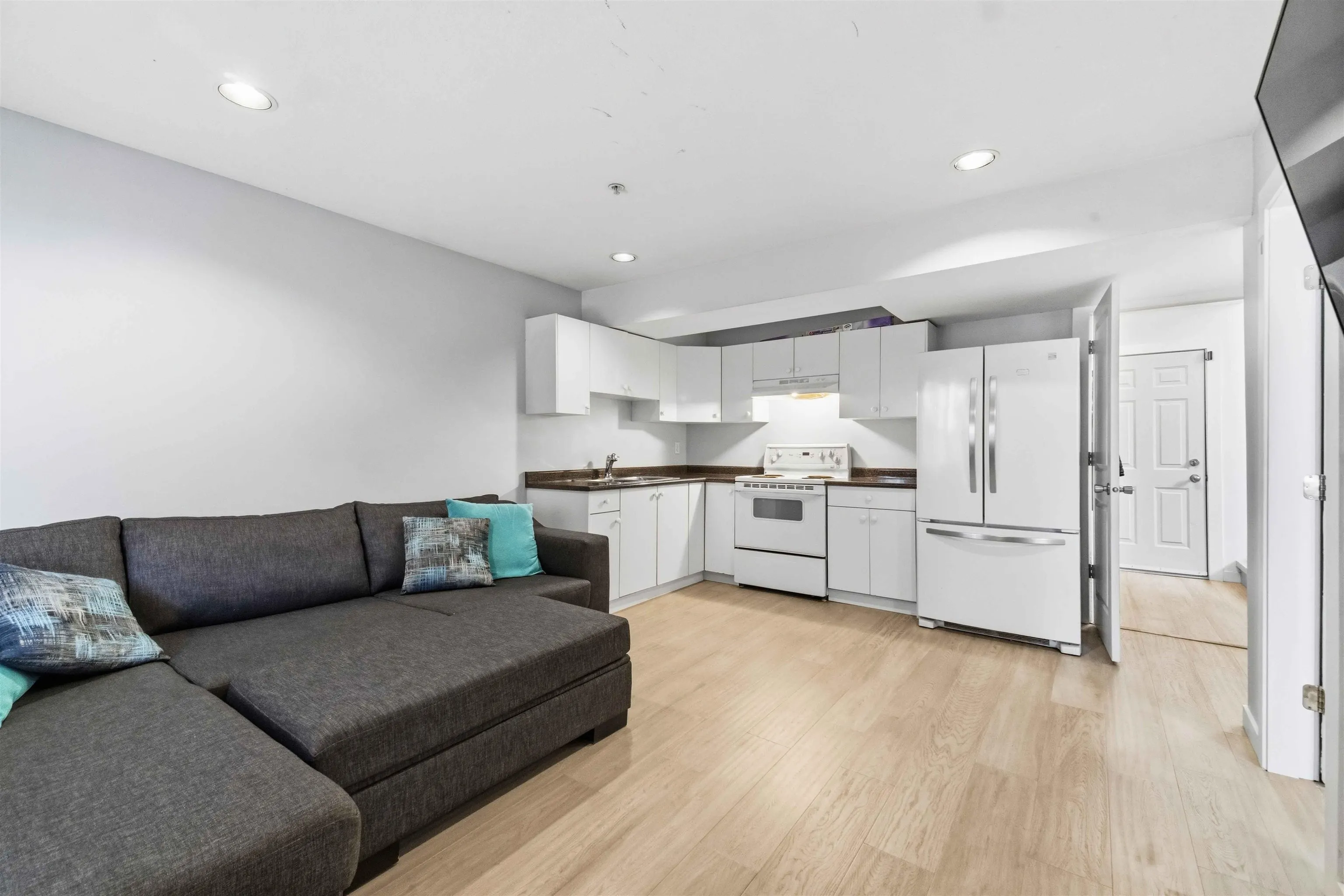 3000 Riverbend Drive #313