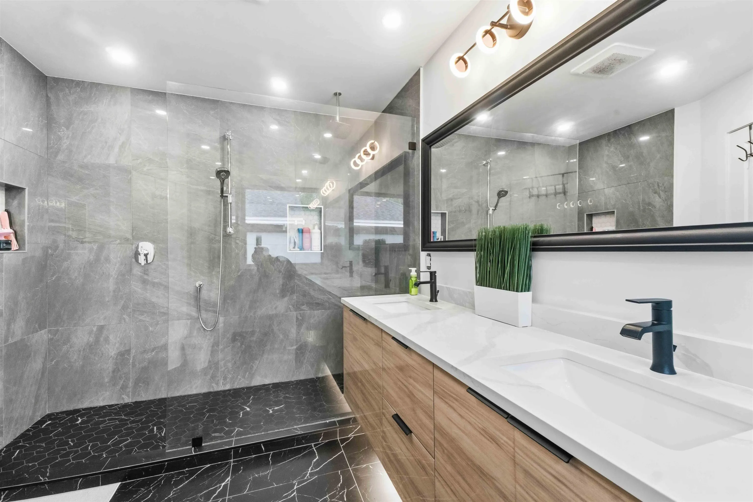 3000 Riverbend Drive #313