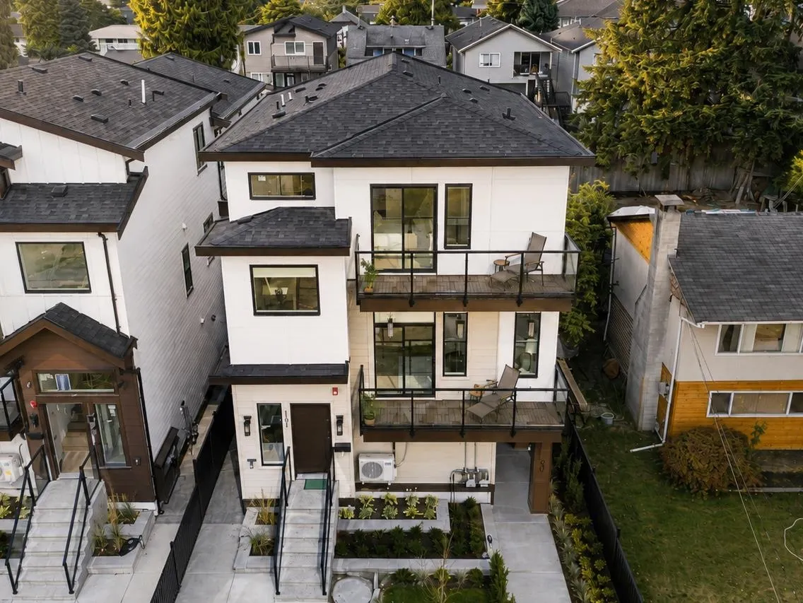 1757 Morgan Avenue #102