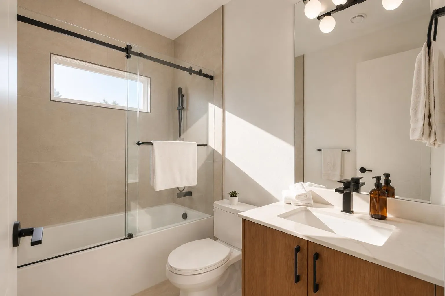 1757 Morgan Avenue #102