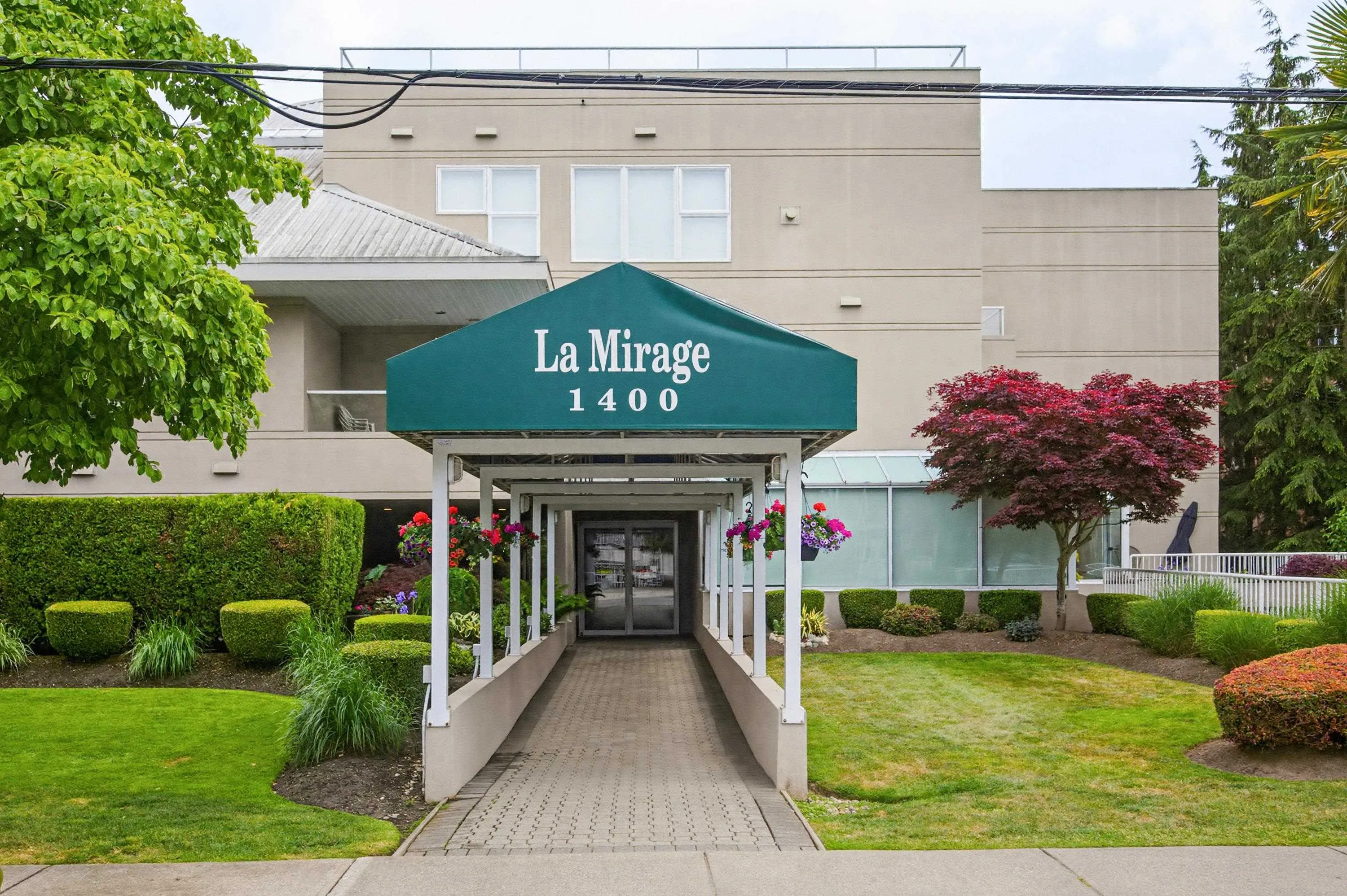 1400 View Crescent #404
