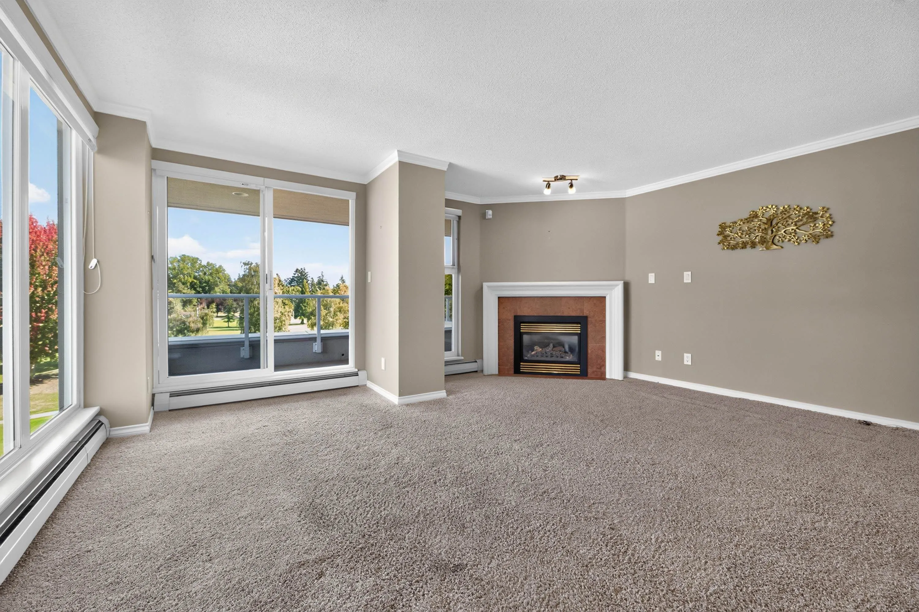 1400 View Crescent #404