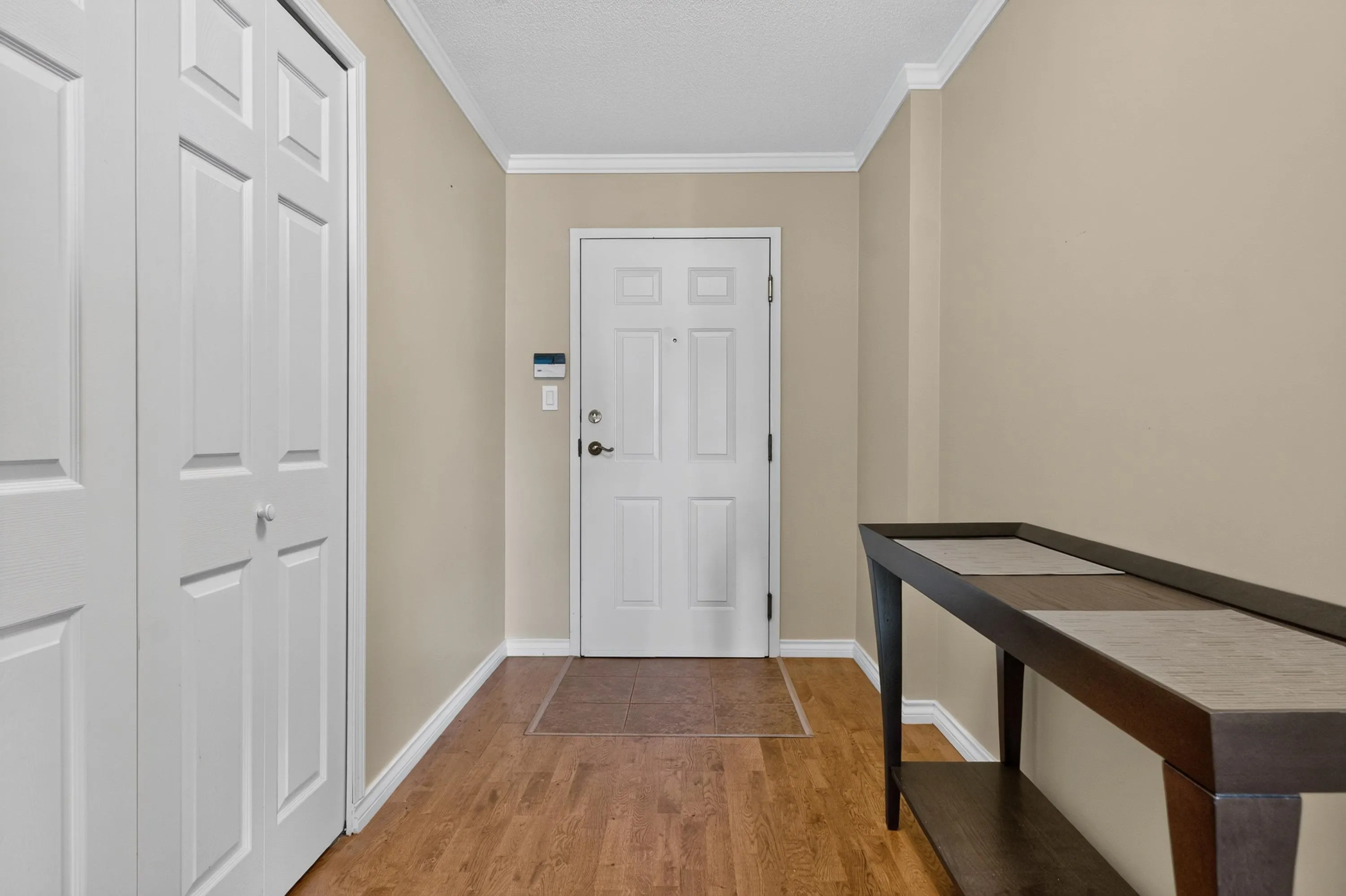 1400 View Crescent #404