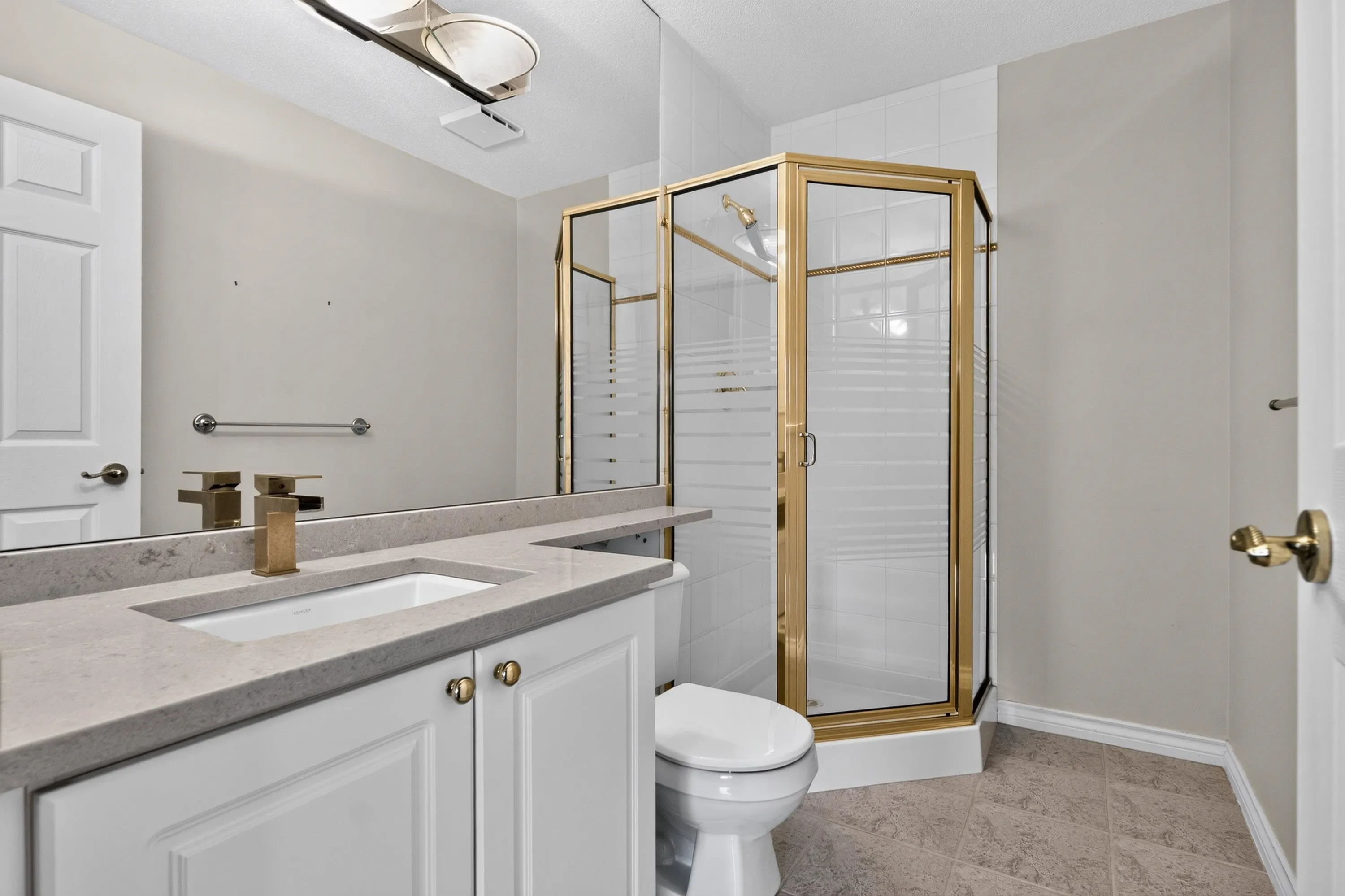 1400 View Crescent #404