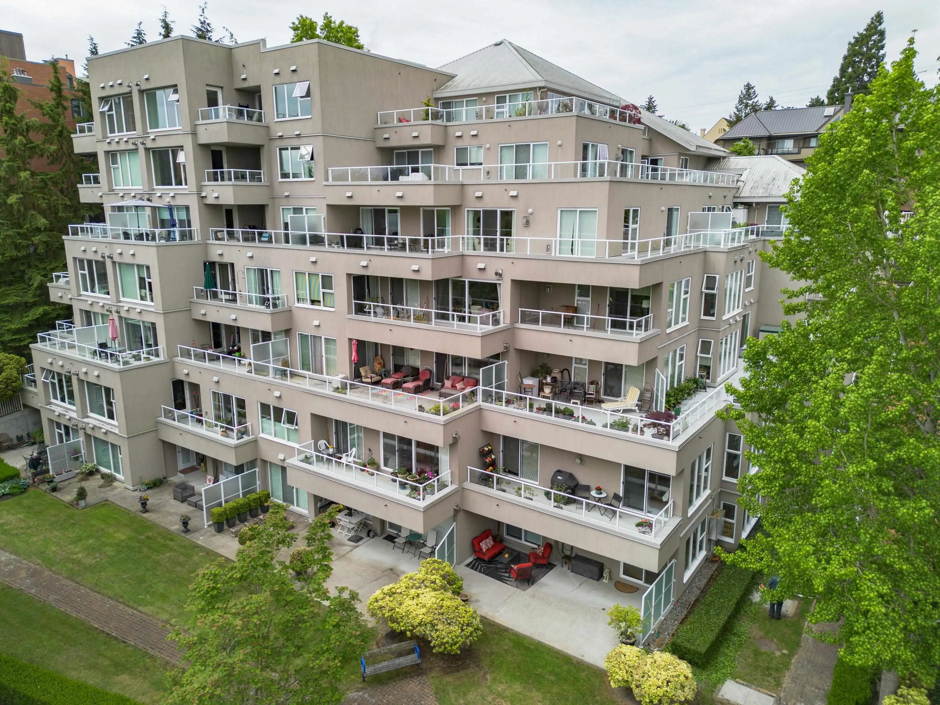 1400 View Crescent #404