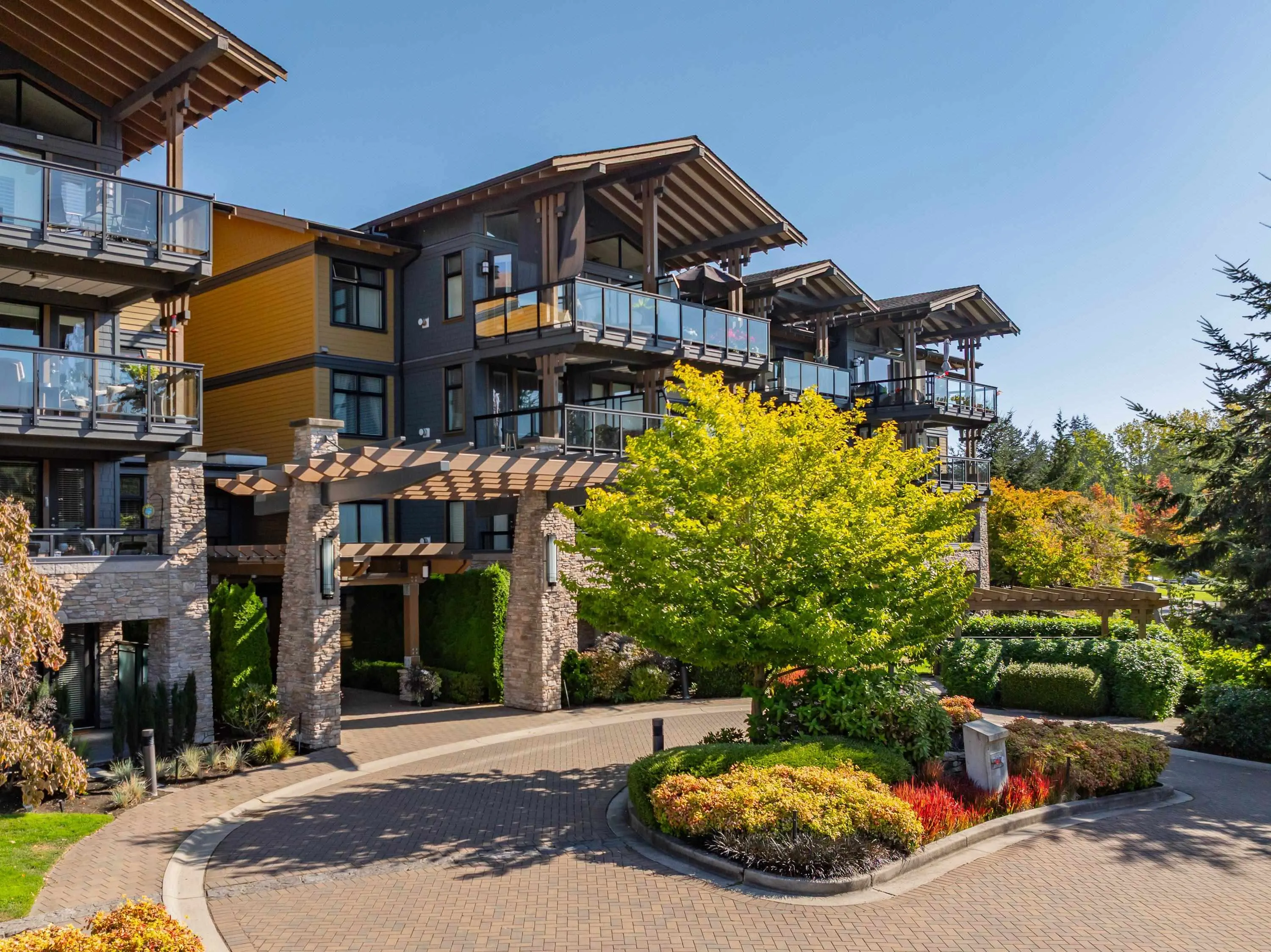 5099 Springs Boulevard #311