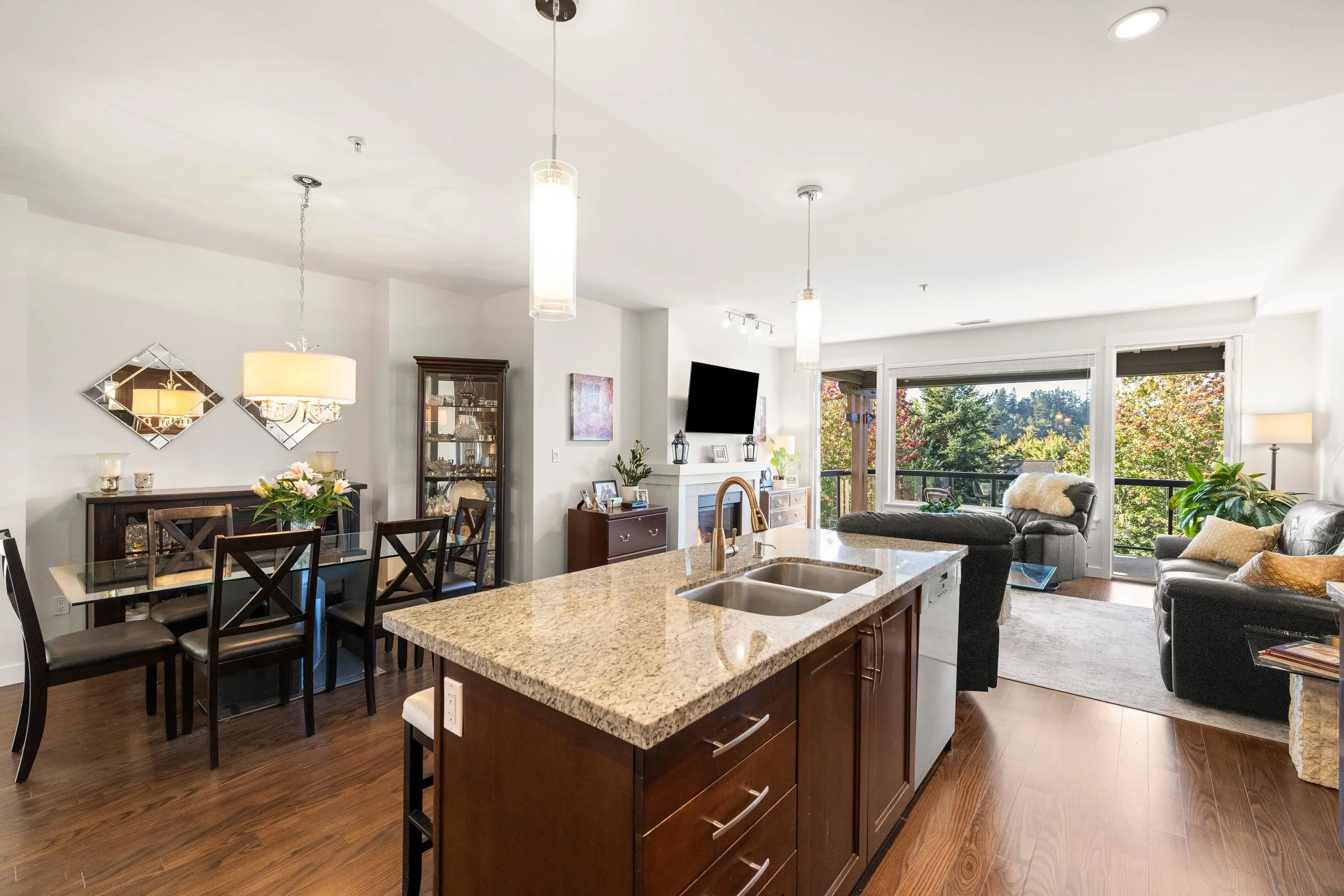 5099 Springs Boulevard #311