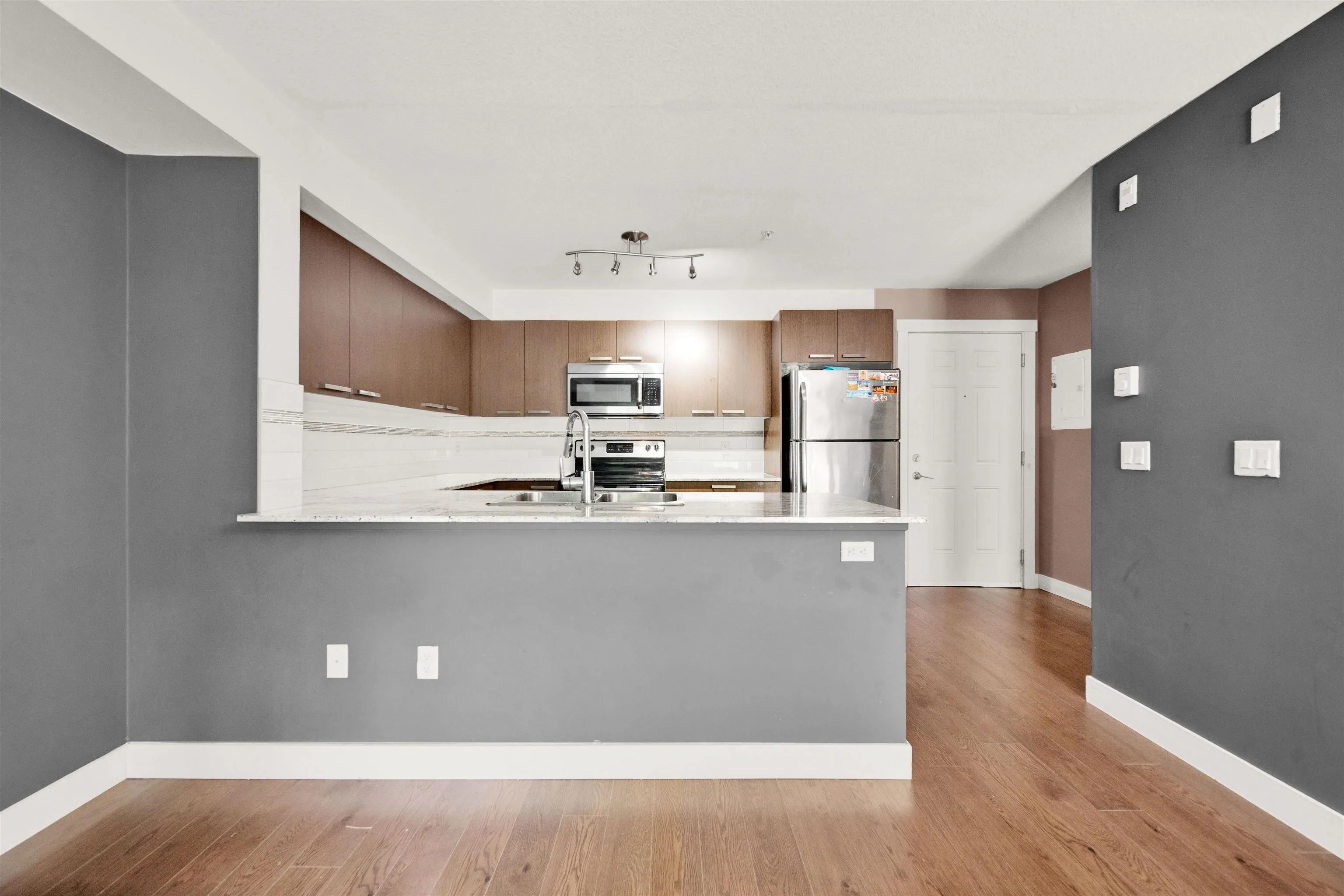13883 Laurel Drive #201