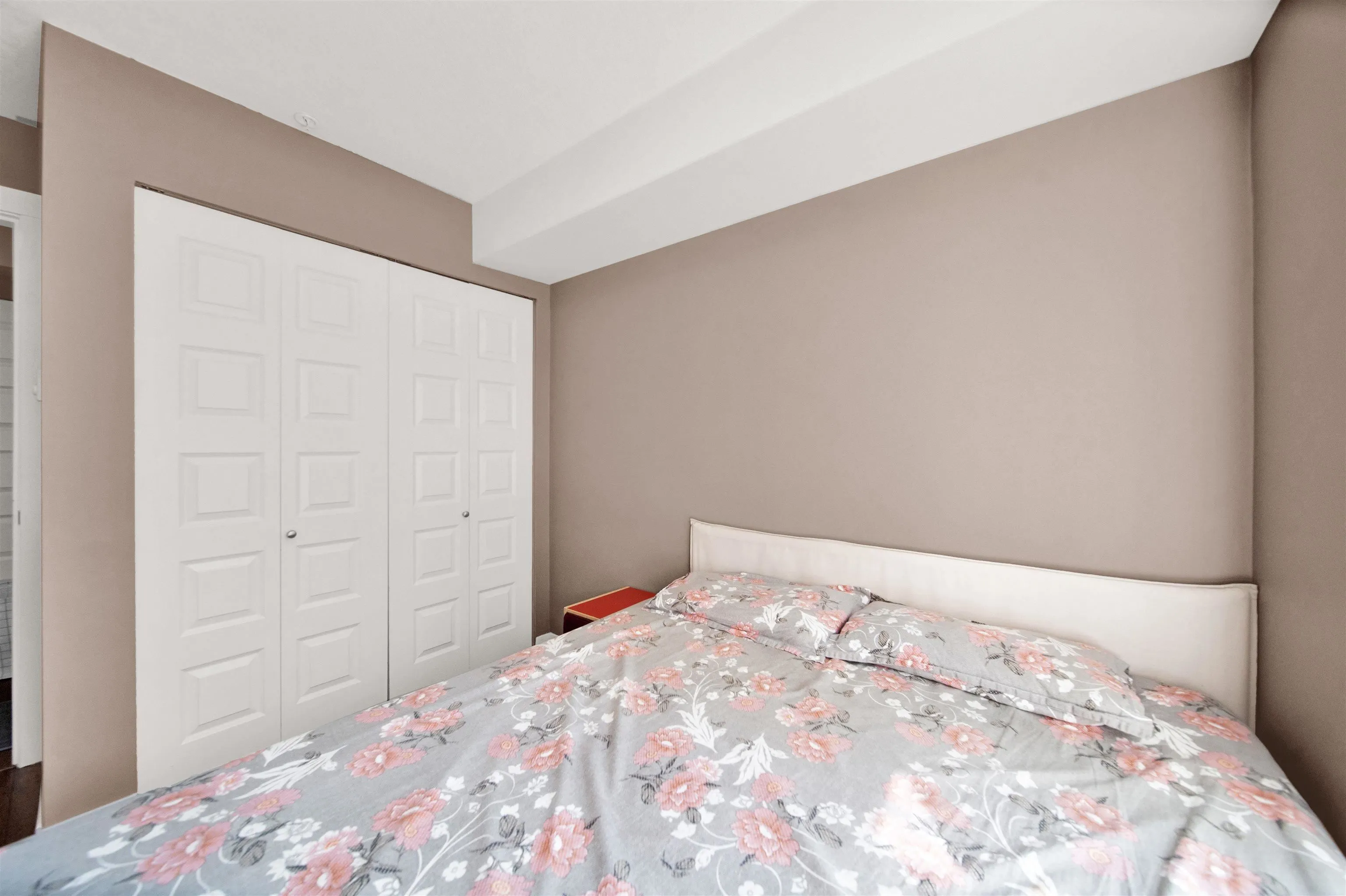 13883 Laurel Drive #201