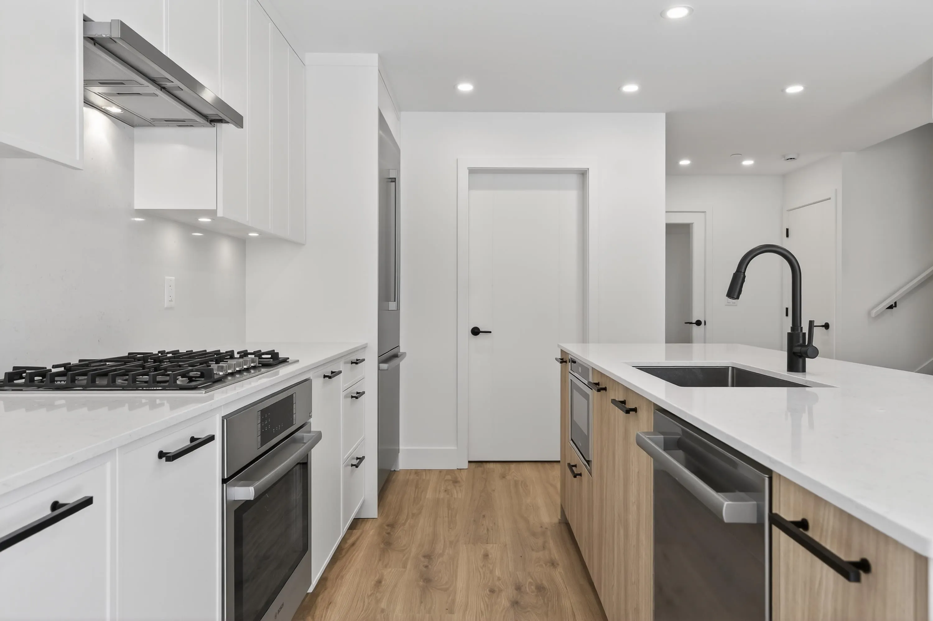 33160 Plaxton Crescent #6