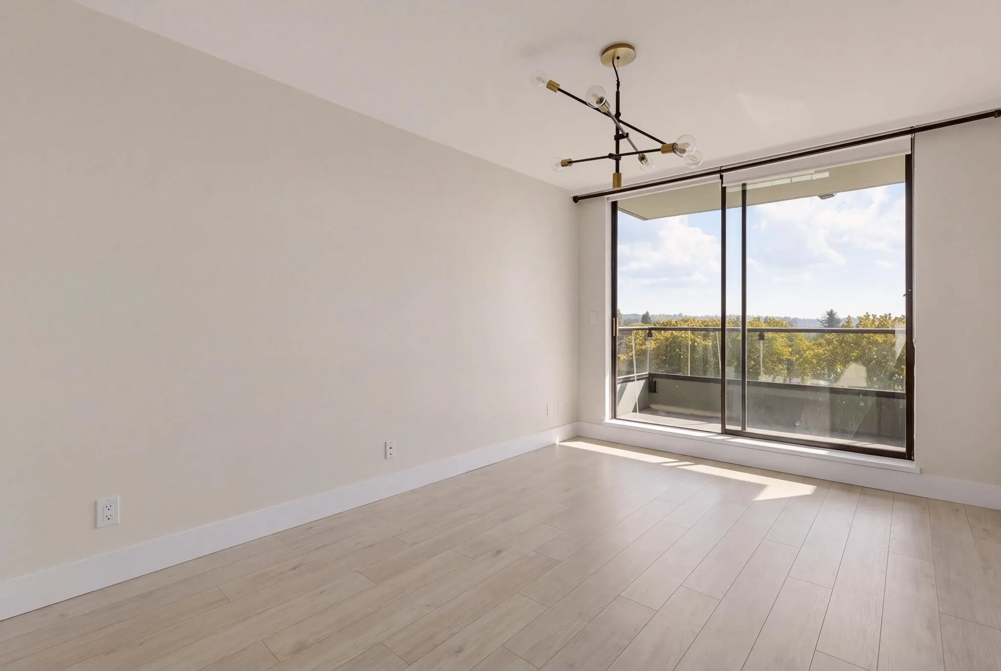2370 W 2nd Avenue #902