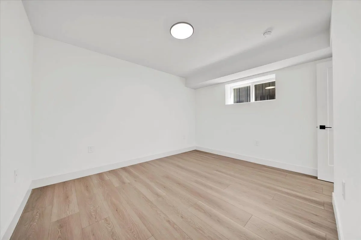 10151 144 Street #102