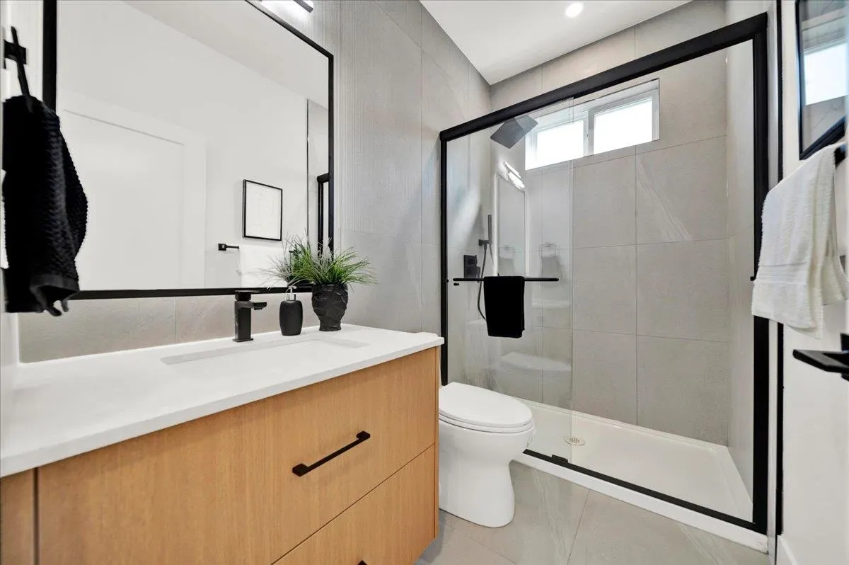 10151 144 Street #102