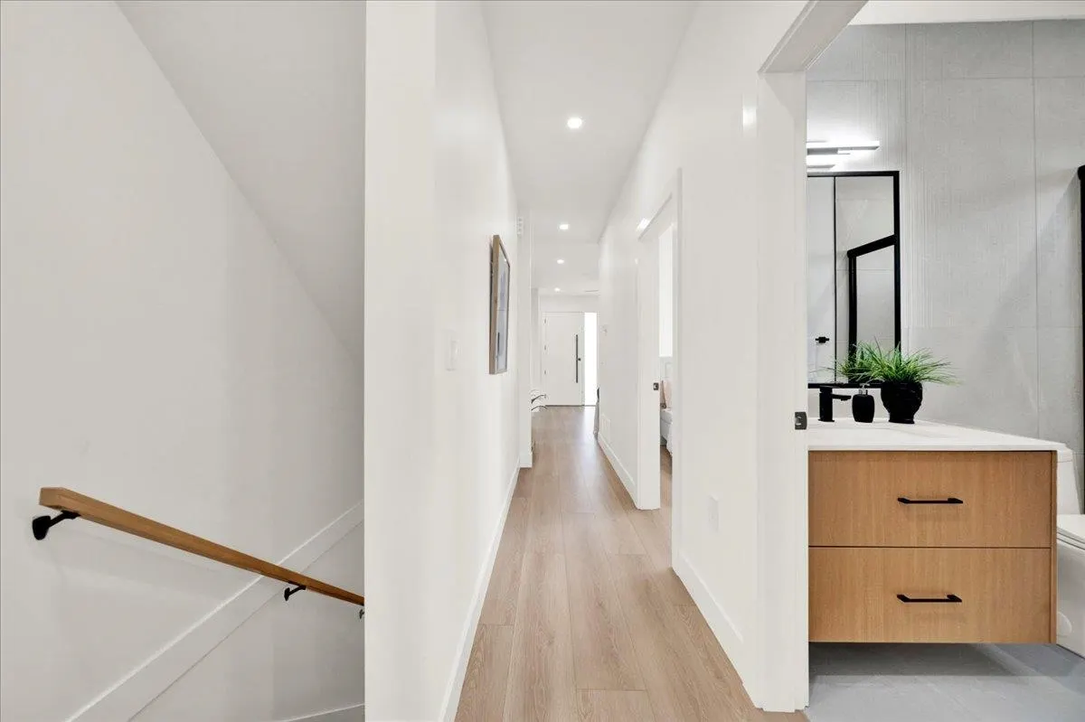10151 144 Street #102