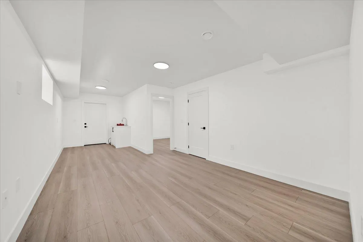 10151 144 Street #102