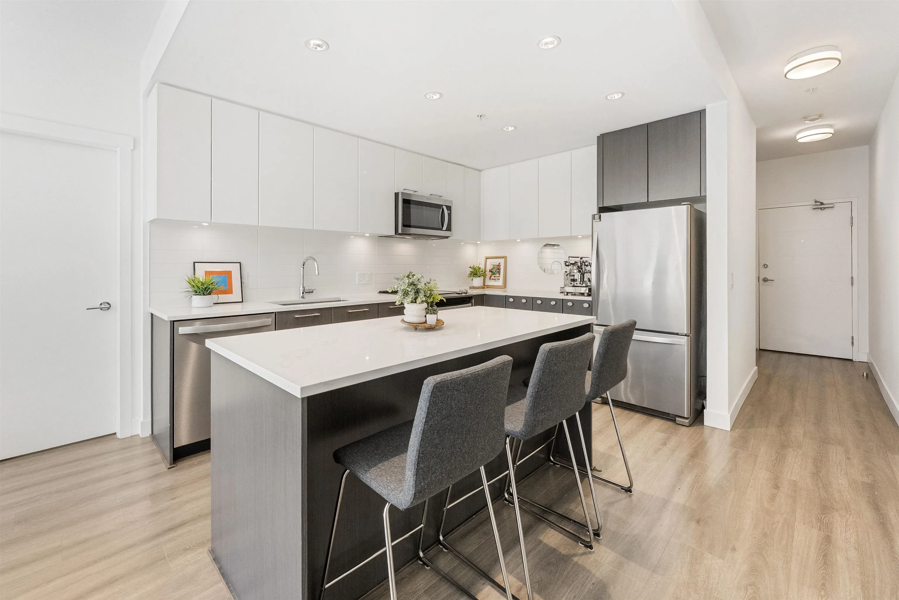 2382 Atkins Avenue #116
