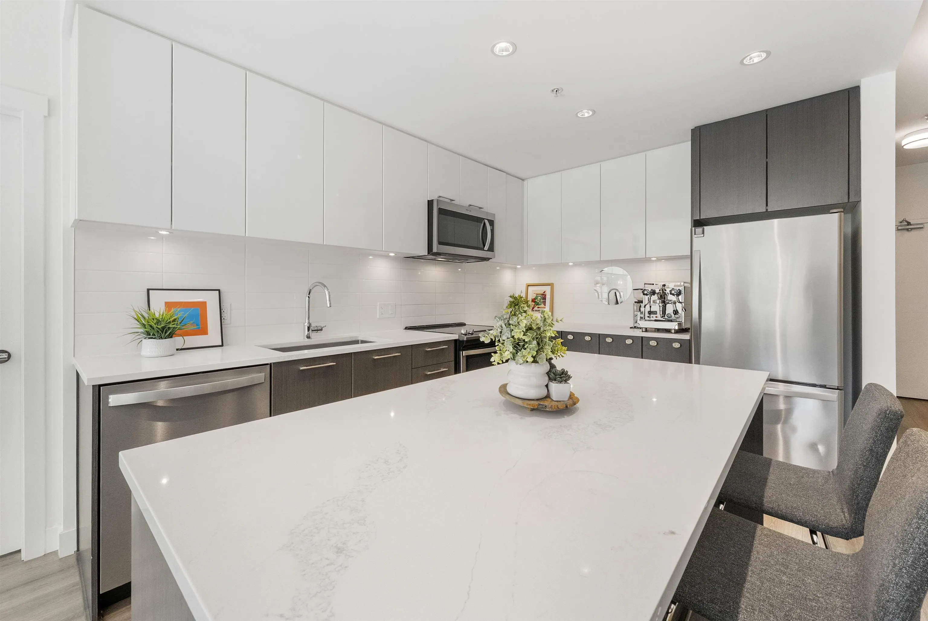 2382 Atkins Avenue #116