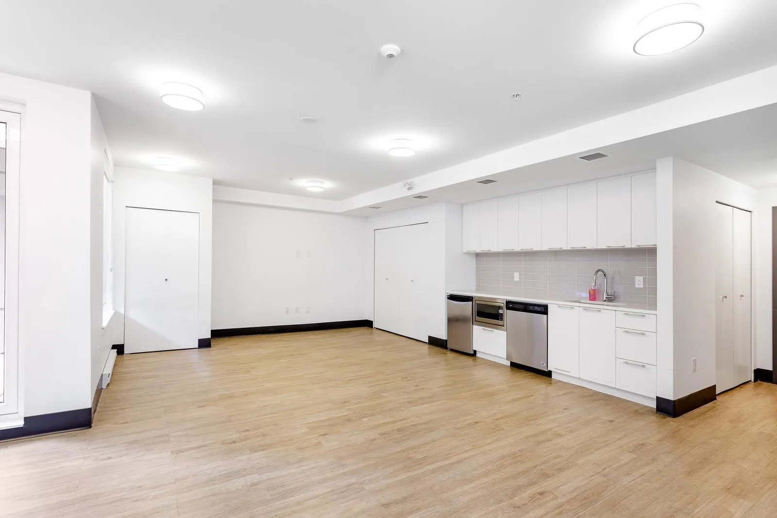 2382 Atkins Avenue #116