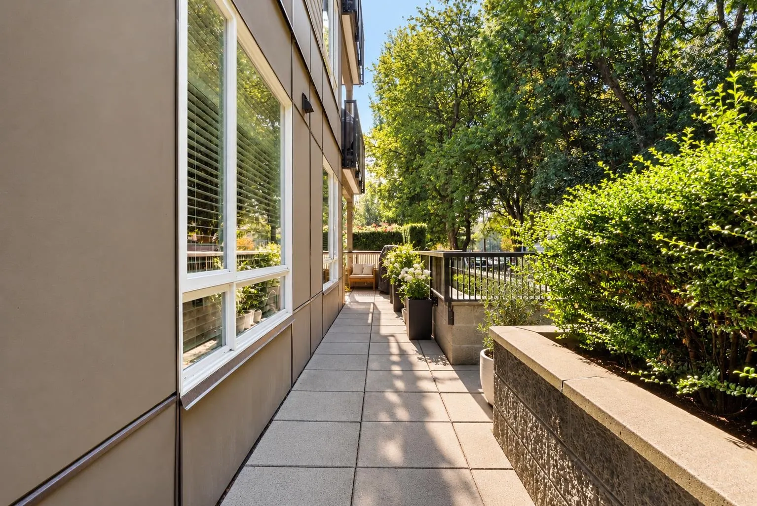 2382 Atkins Avenue #116