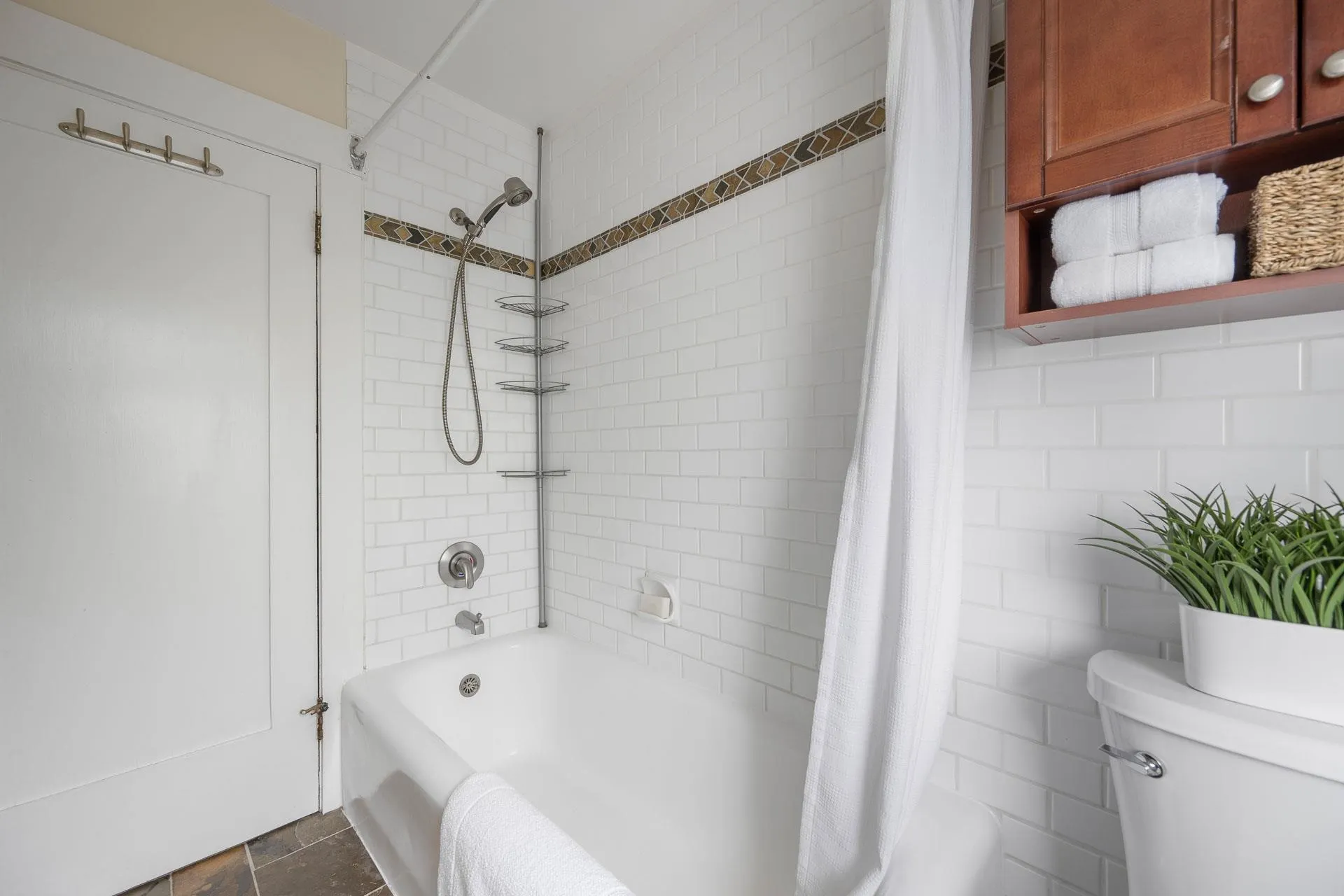931 Second Street