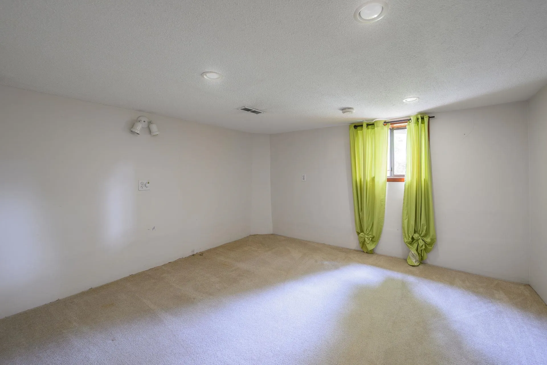931 Second Street