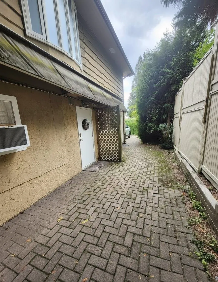 1262 Bracknell Pl, , Bc