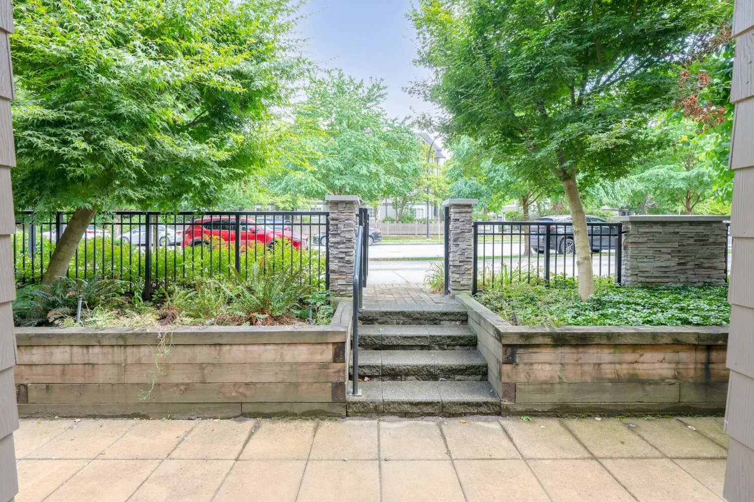 3221 Noel Drive #5