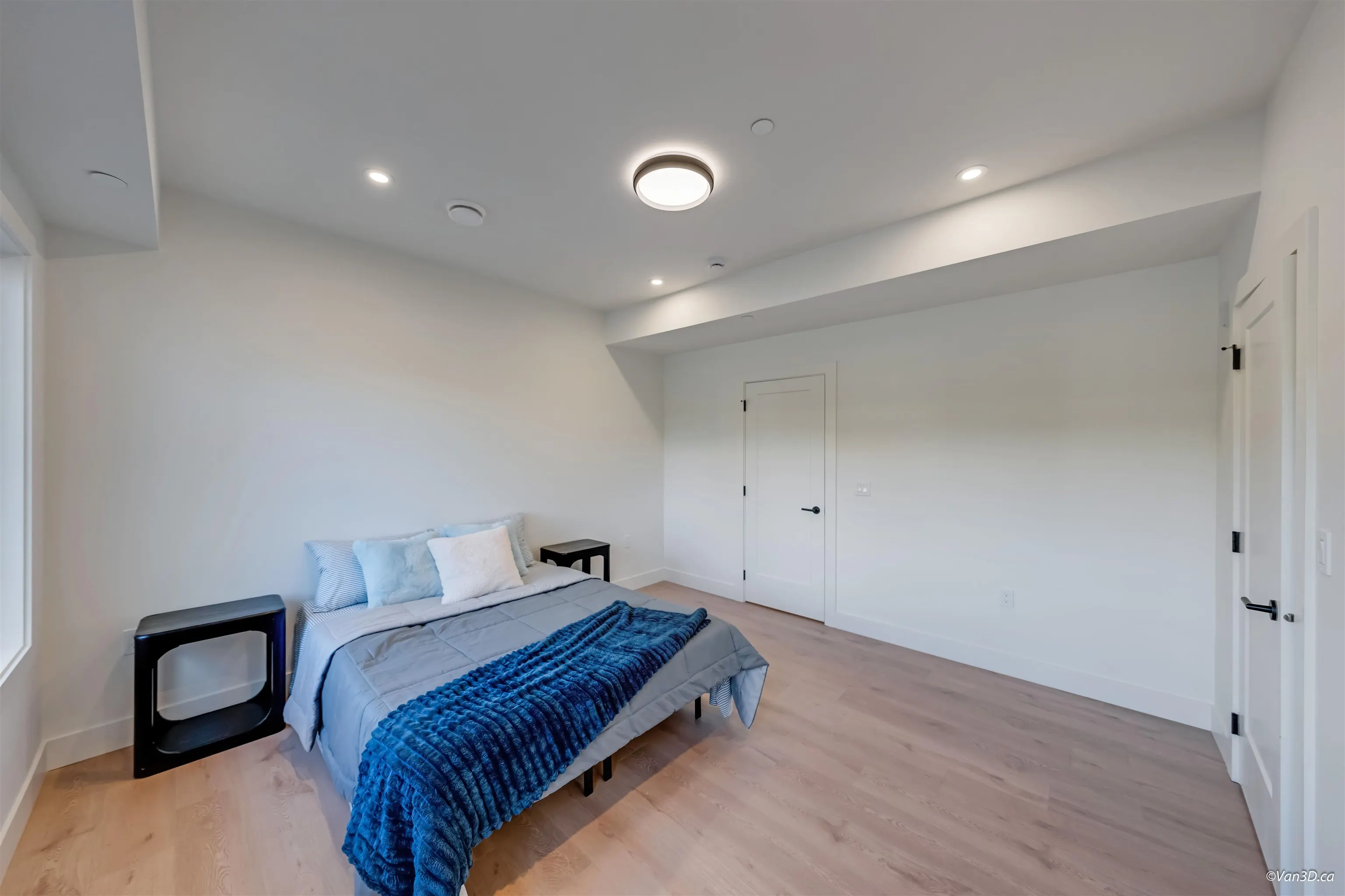 6136 Irmin Street #6